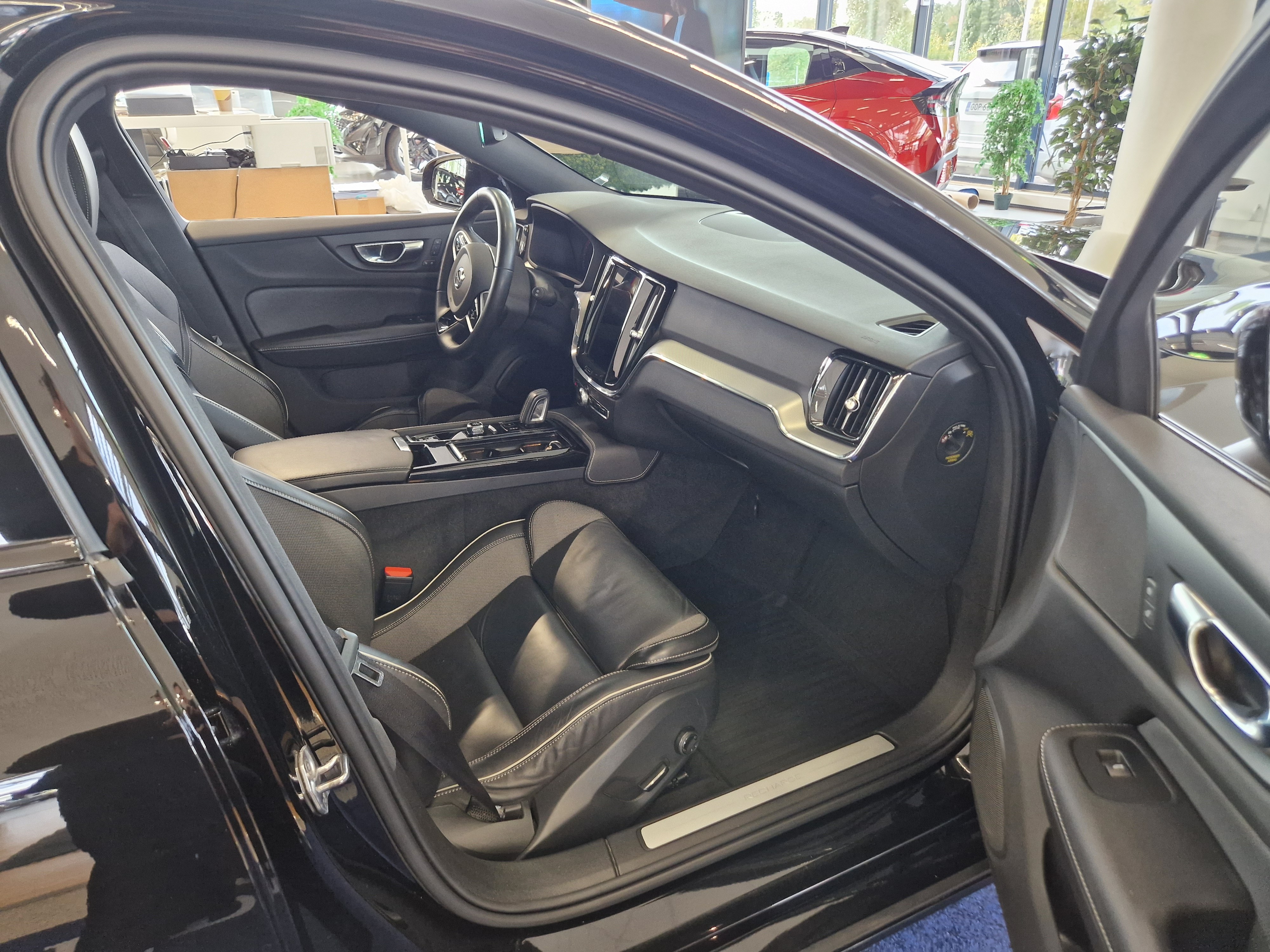 VOLVO V60 2022