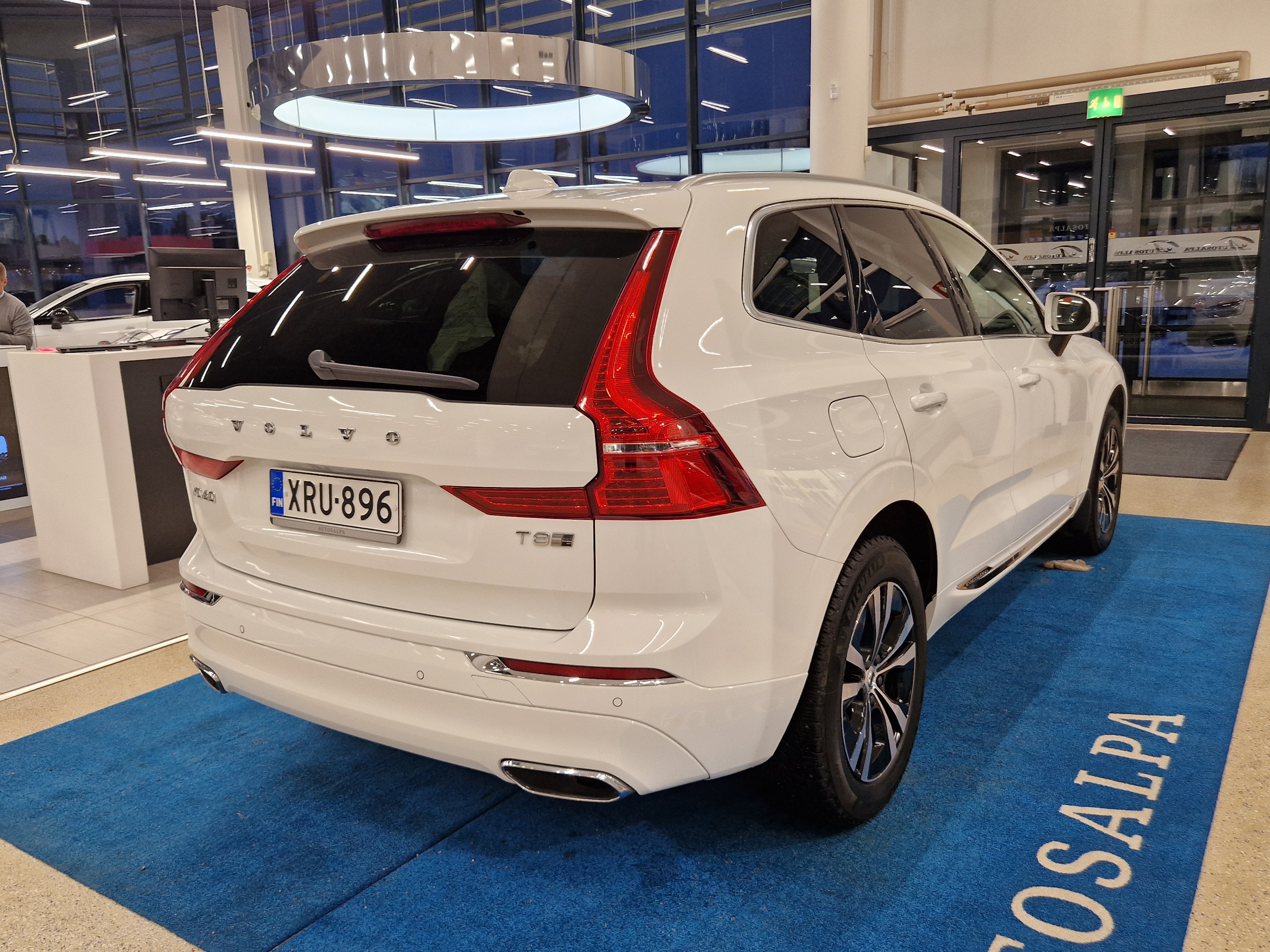 VOLVO XC60 2020