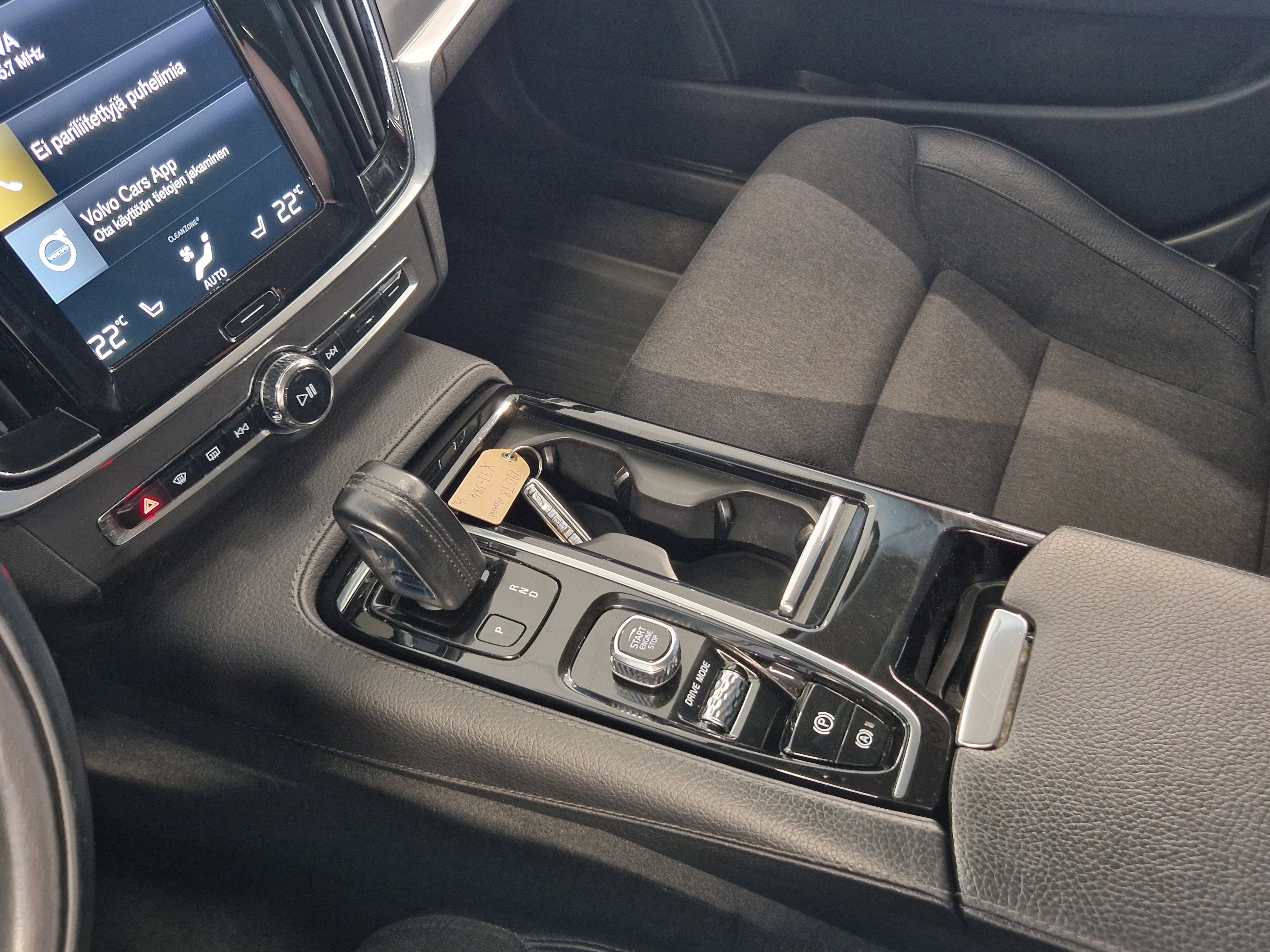 VOLVO V90 2020