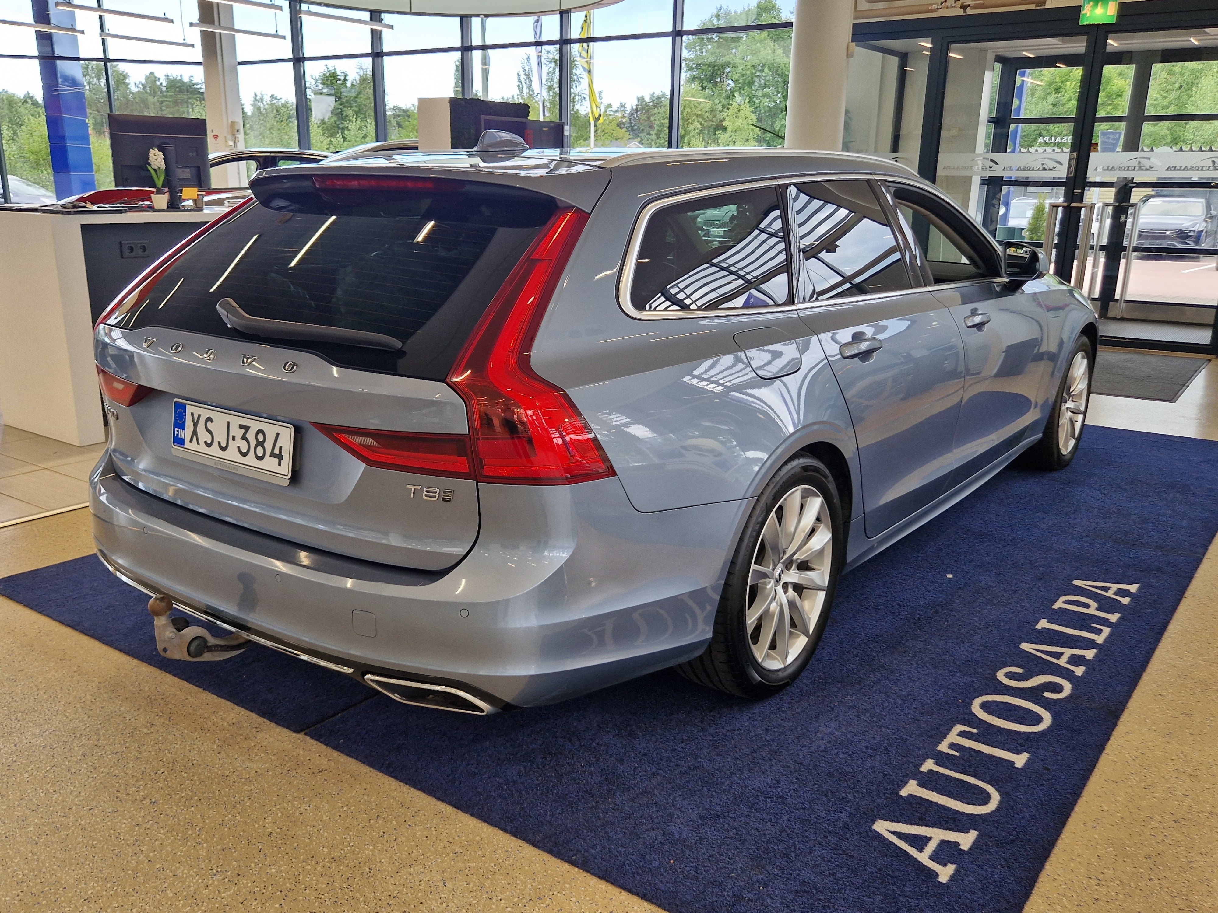 VOLVO V90 2020