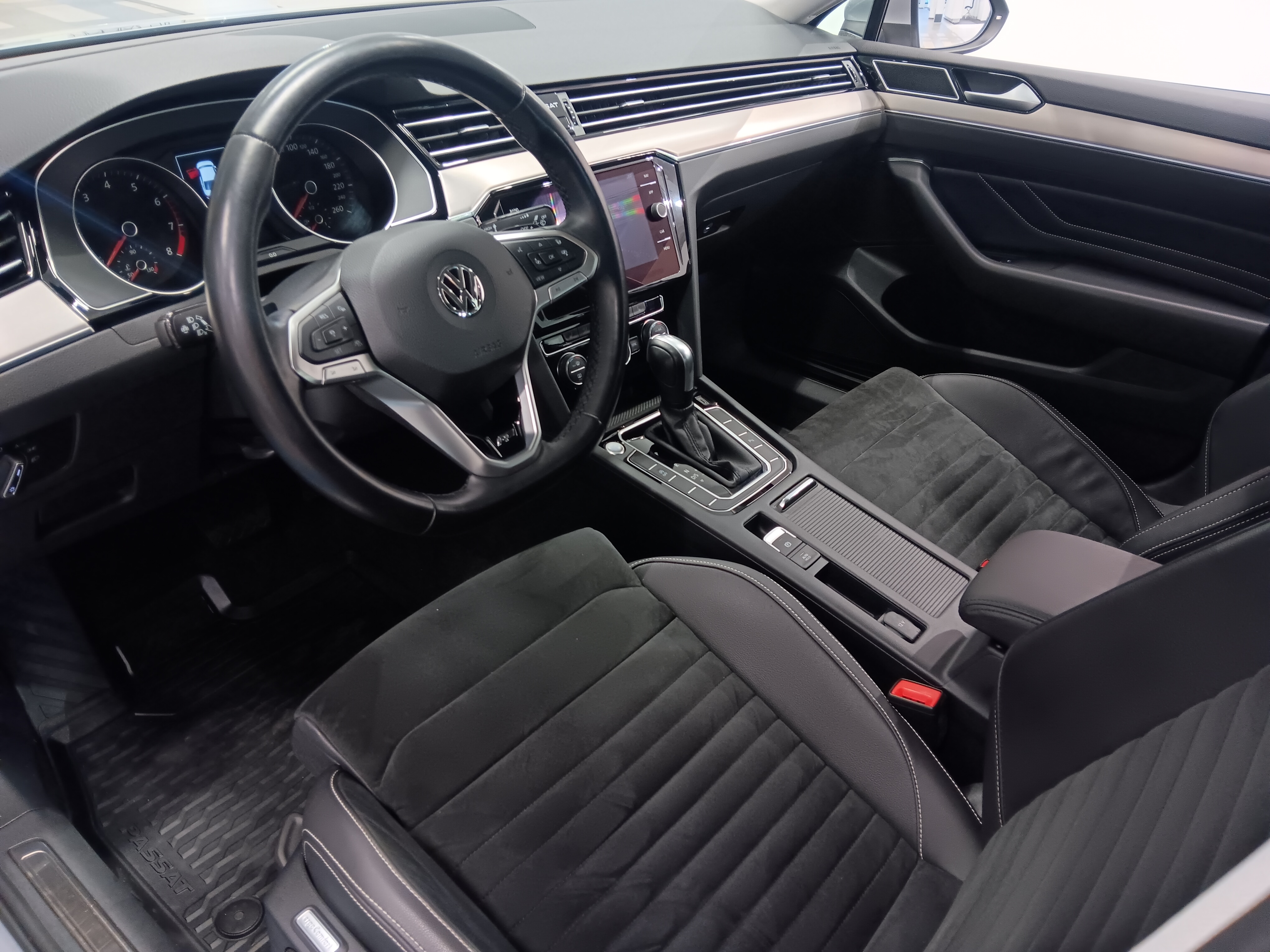 VOLKSWAGEN Passat 2020