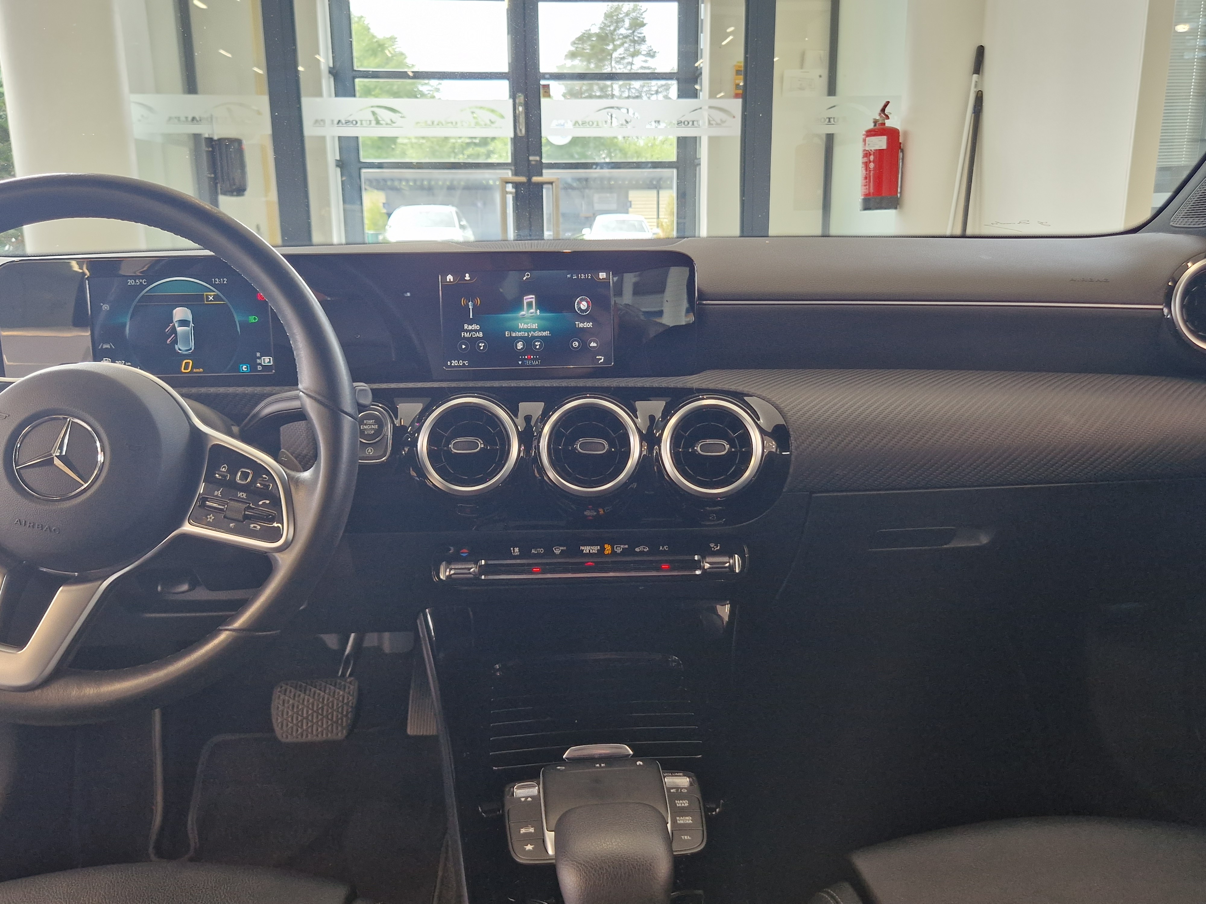 MERCEDES-BENZ A 2021