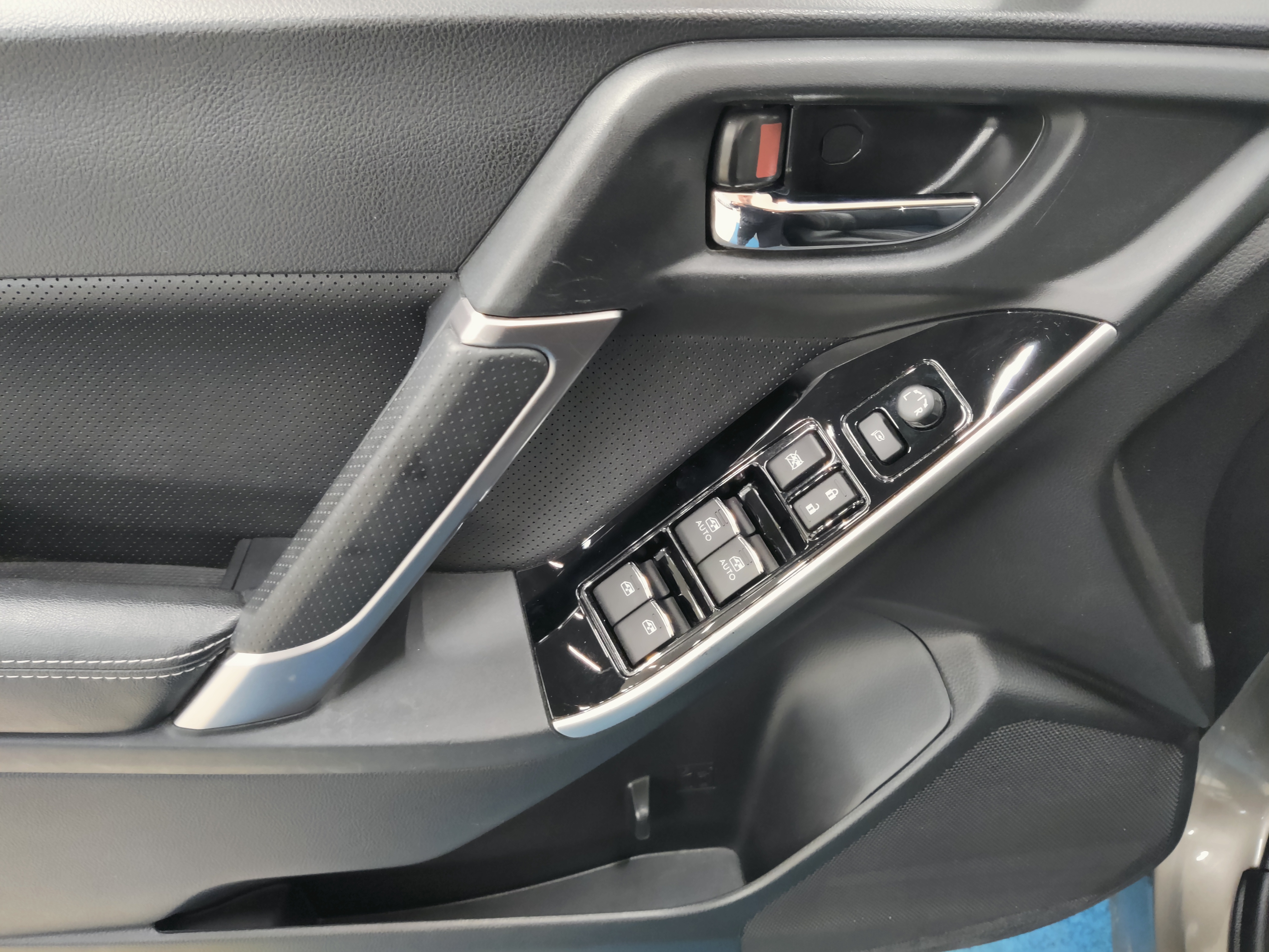 SUBARU Forester 2019