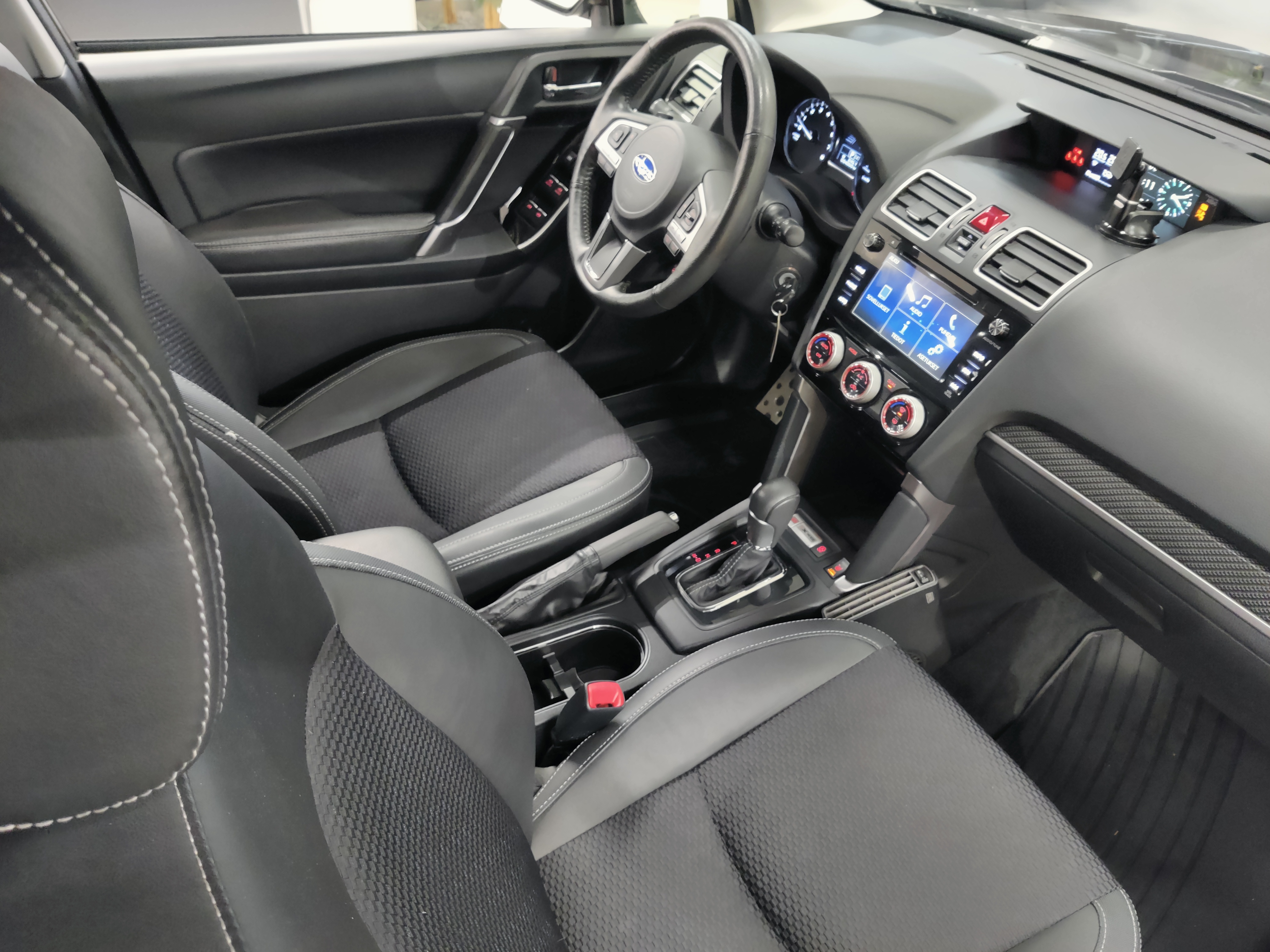 SUBARU Forester 2019