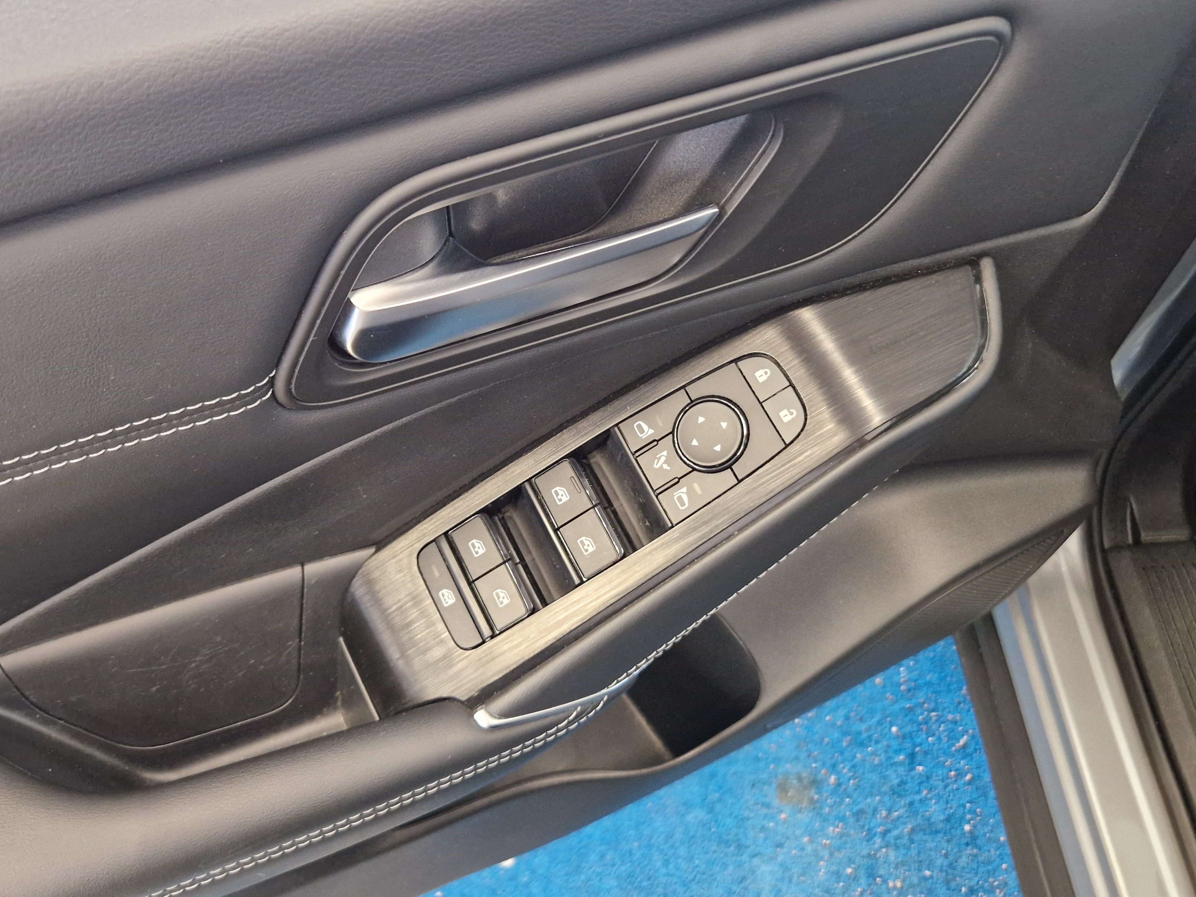NISSAN Qashqai 2022