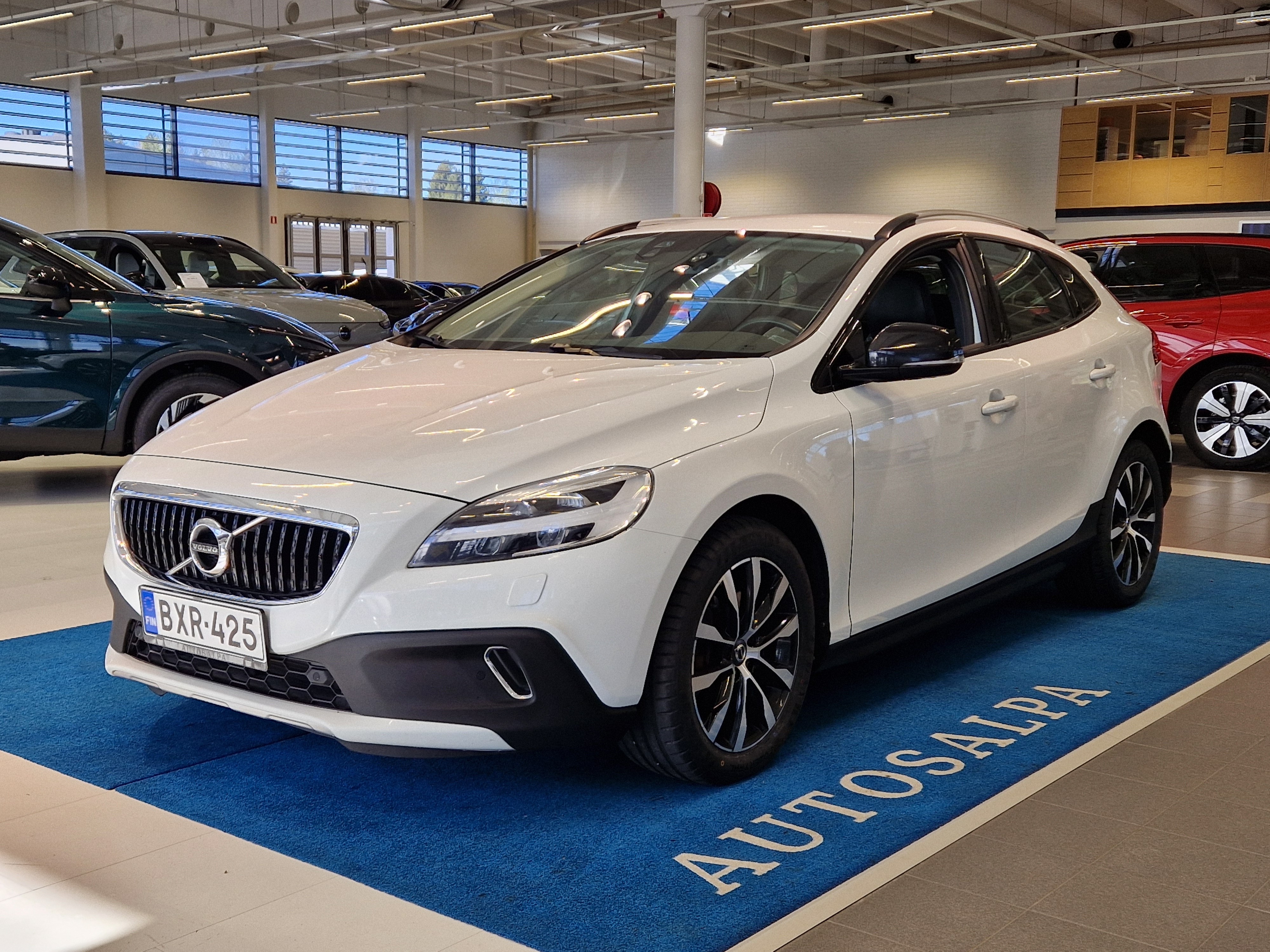 VOLVO V40 Cross Country 2019