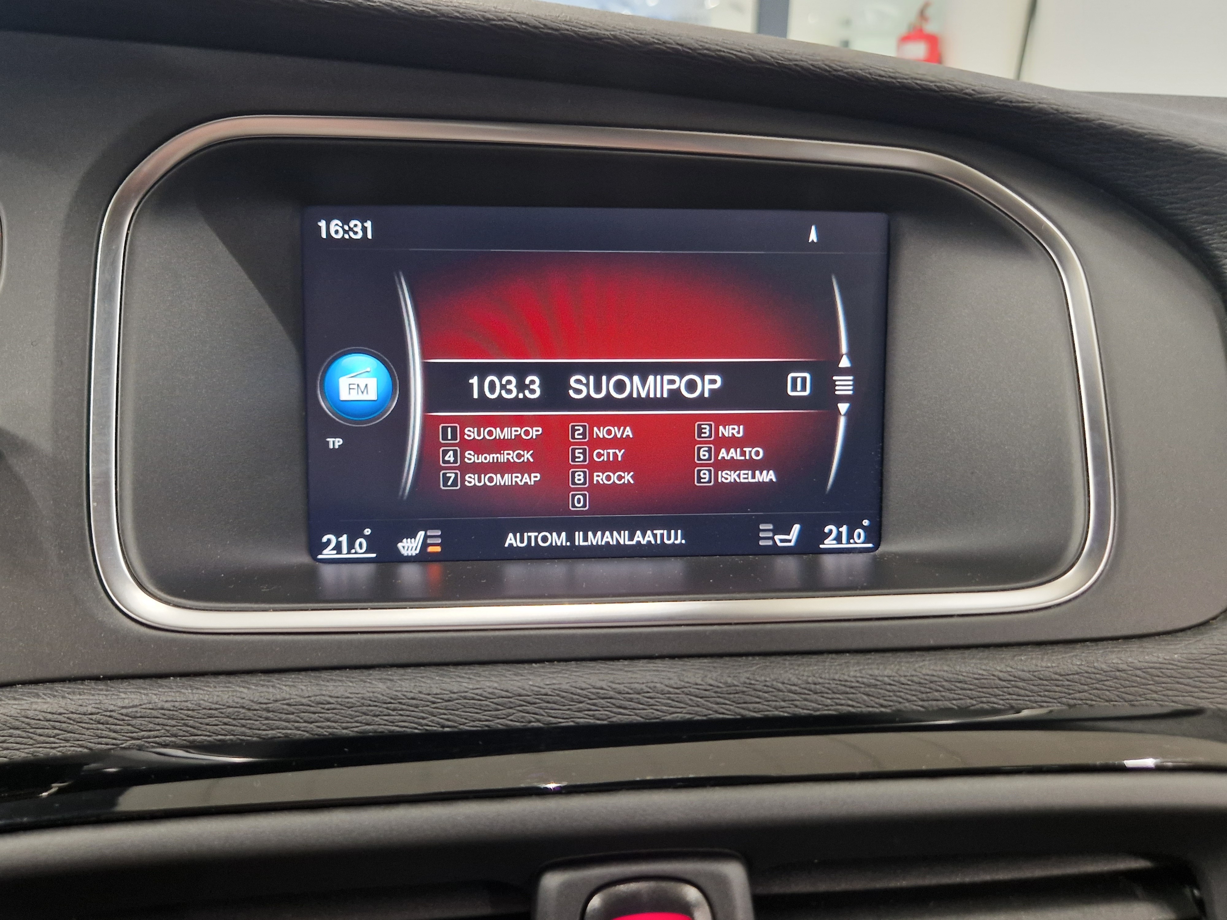 VOLVO V40 Cross Country 2019