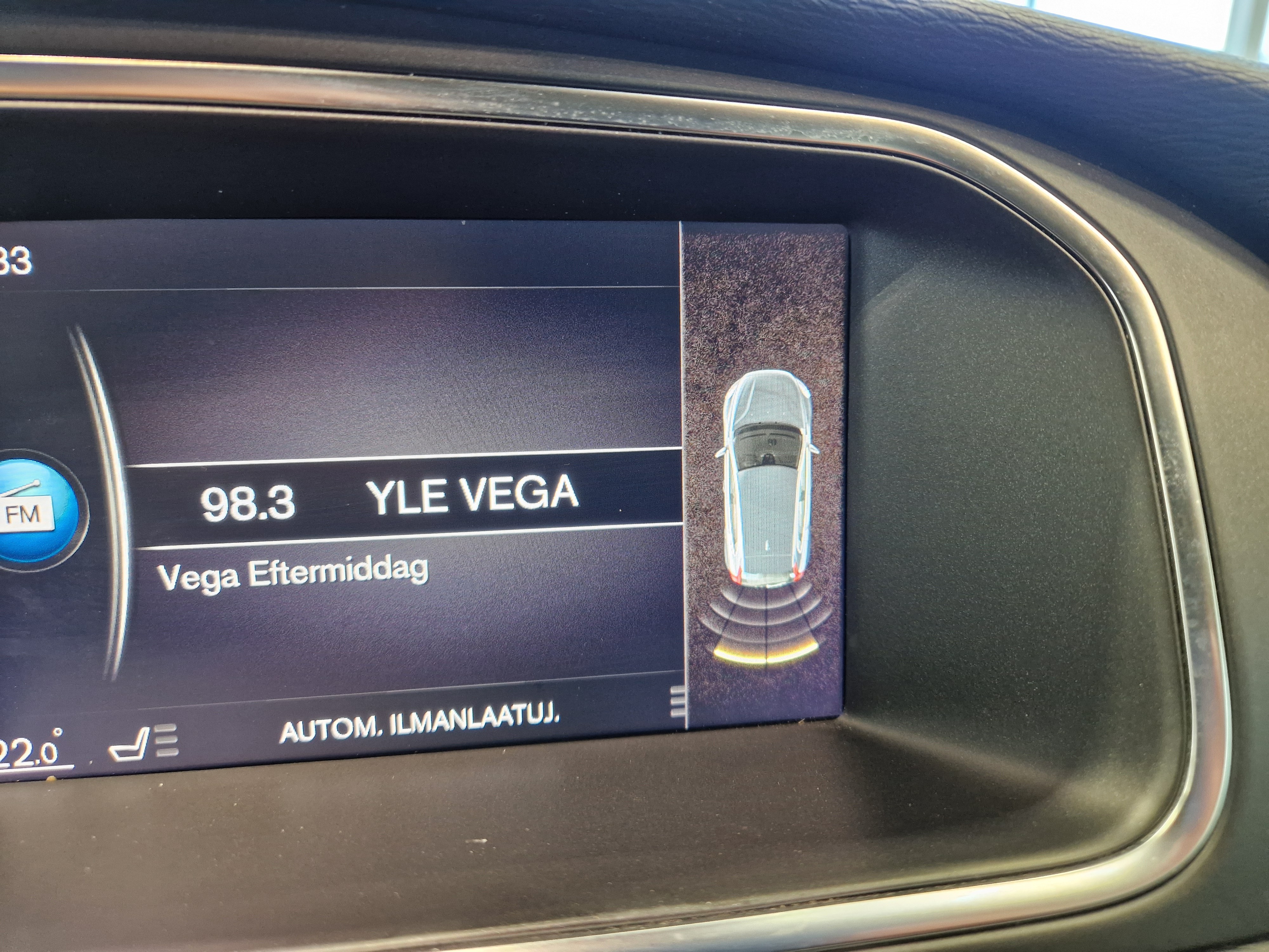 VOLVO V40 2018