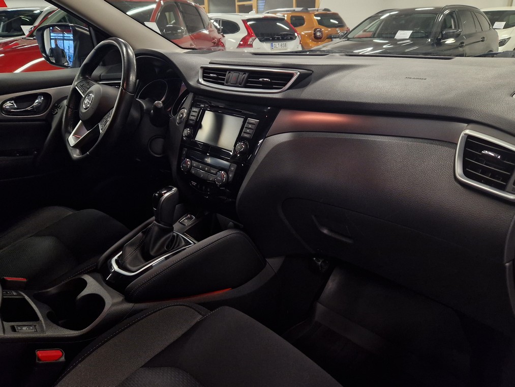 NISSAN Qashqai 2019