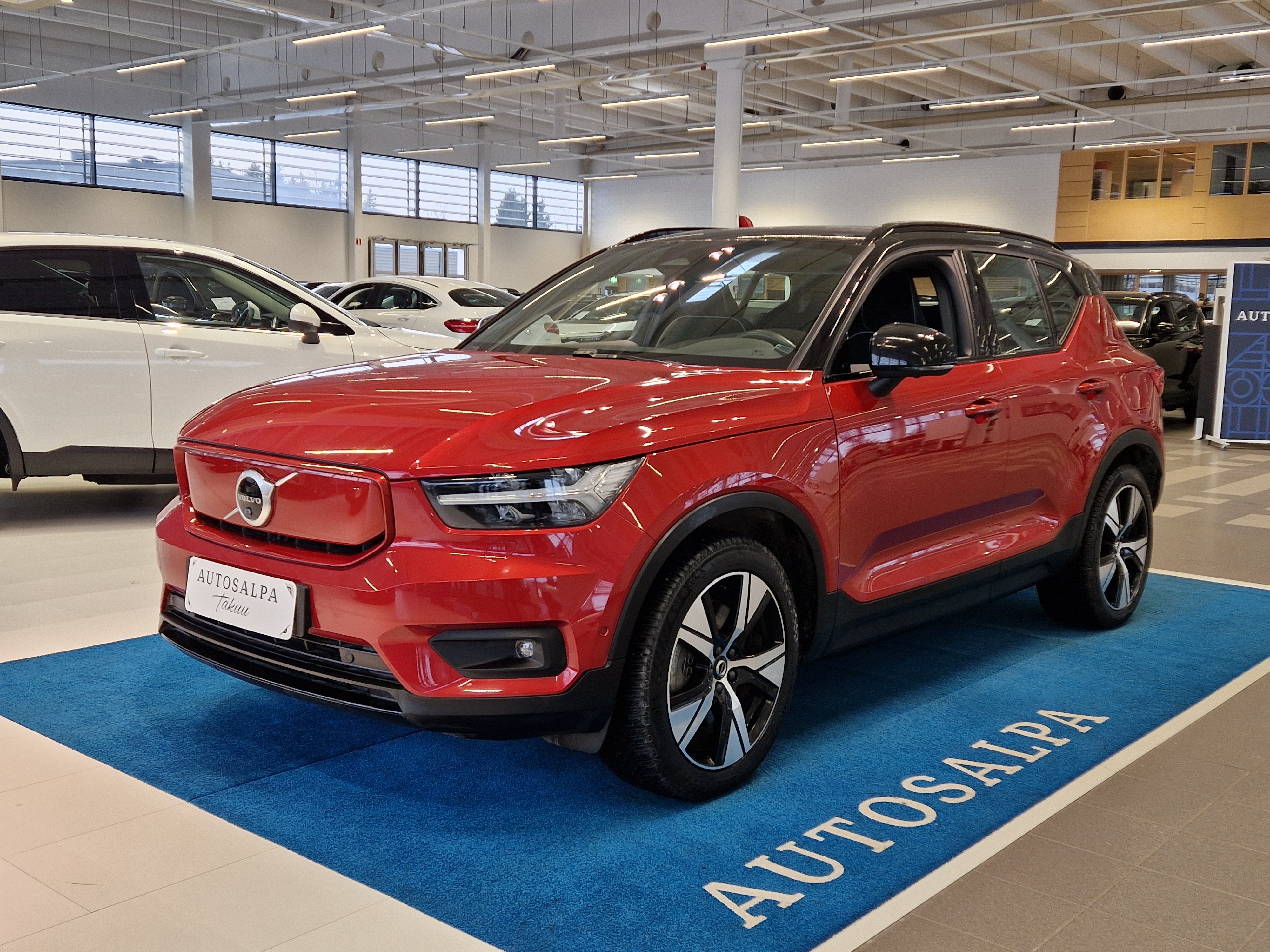 VOLVO XC40 2022