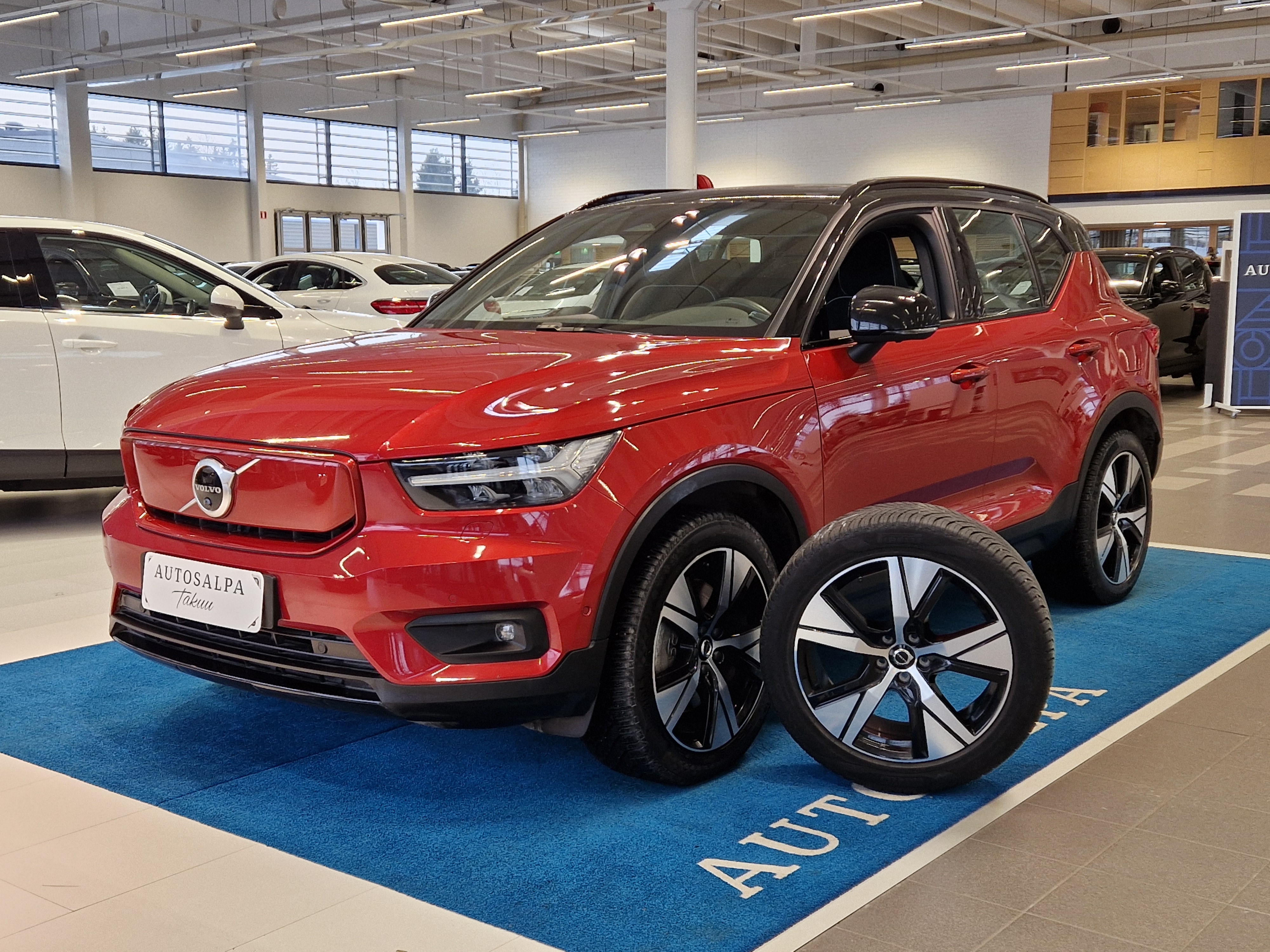 VOLVO XC40 2022