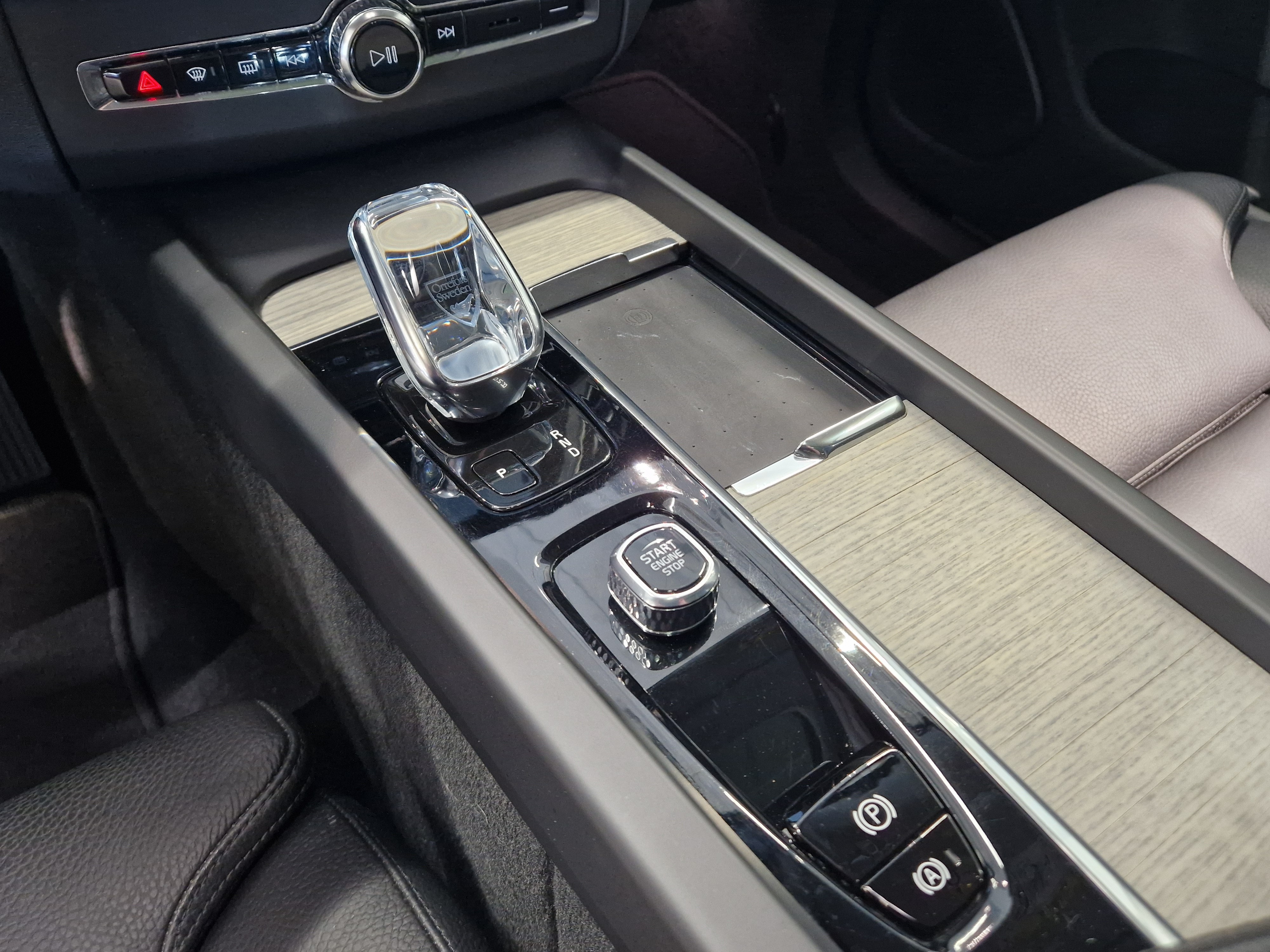 VOLVO XC60 2022