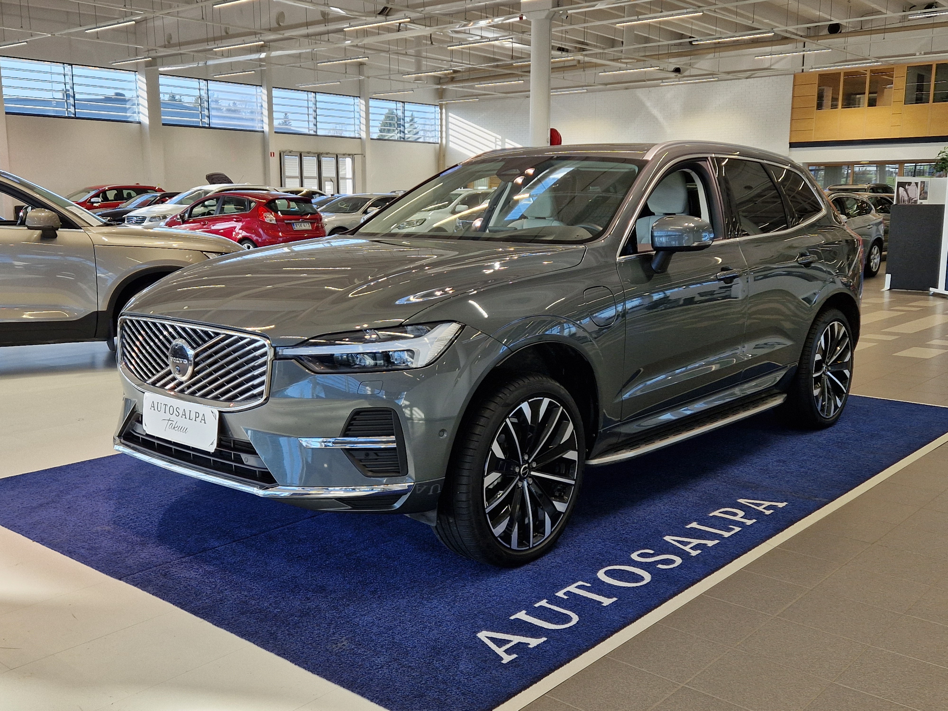 VOLVO XC60 2026