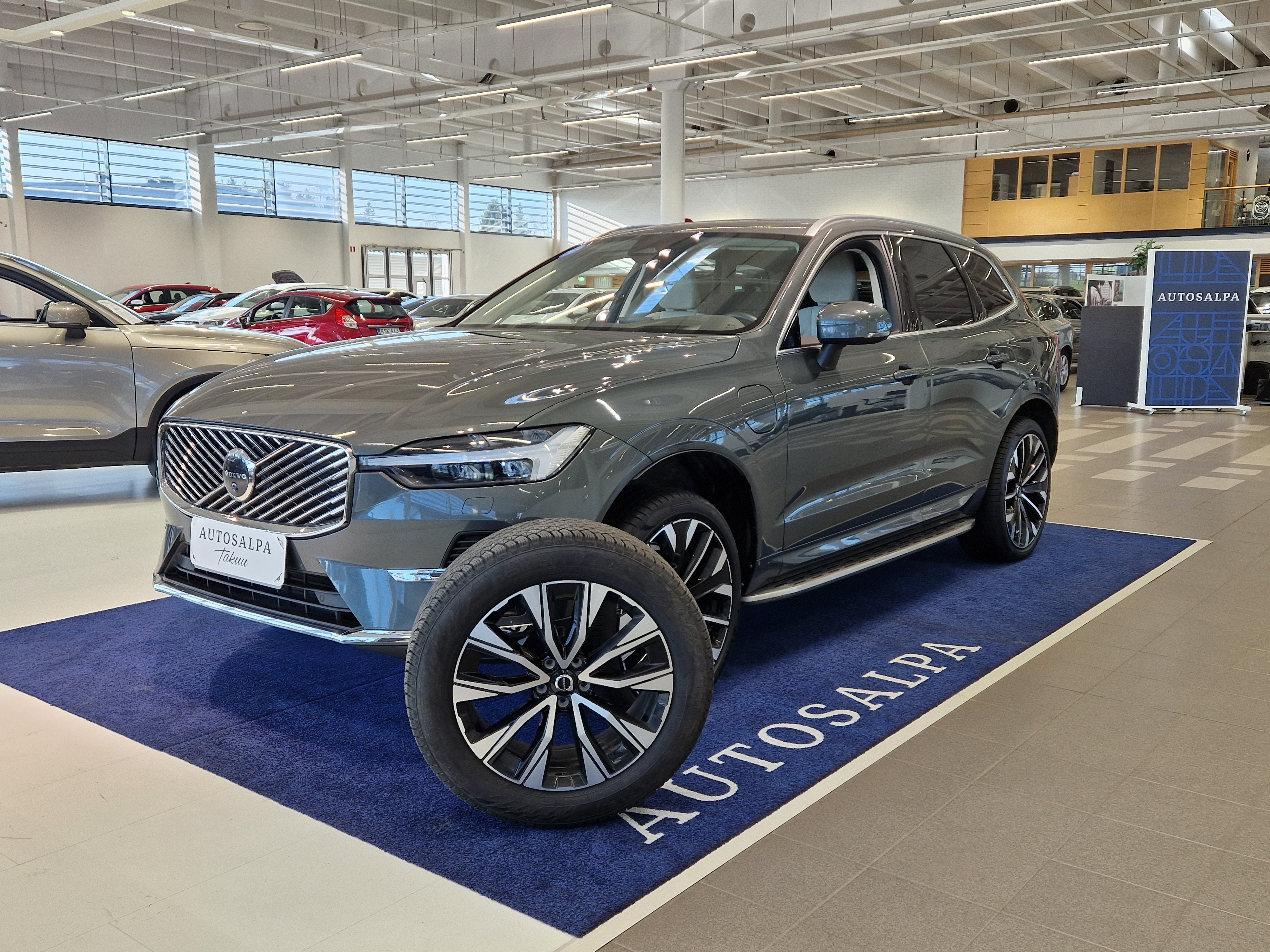 VOLVO XC60 2026