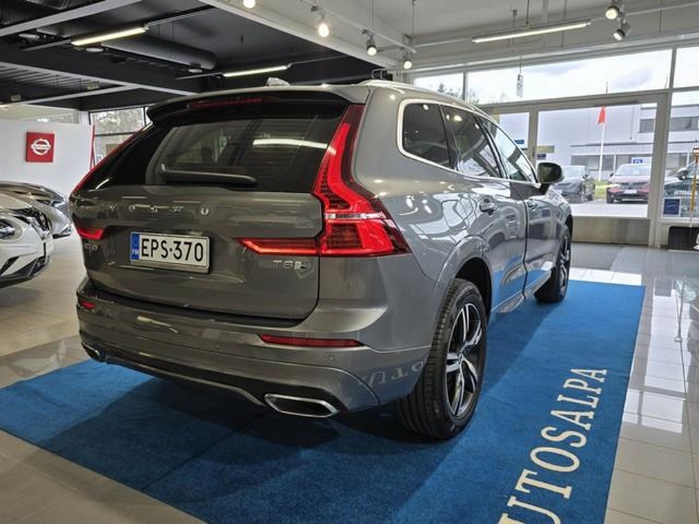 VOLVO XC60 2019