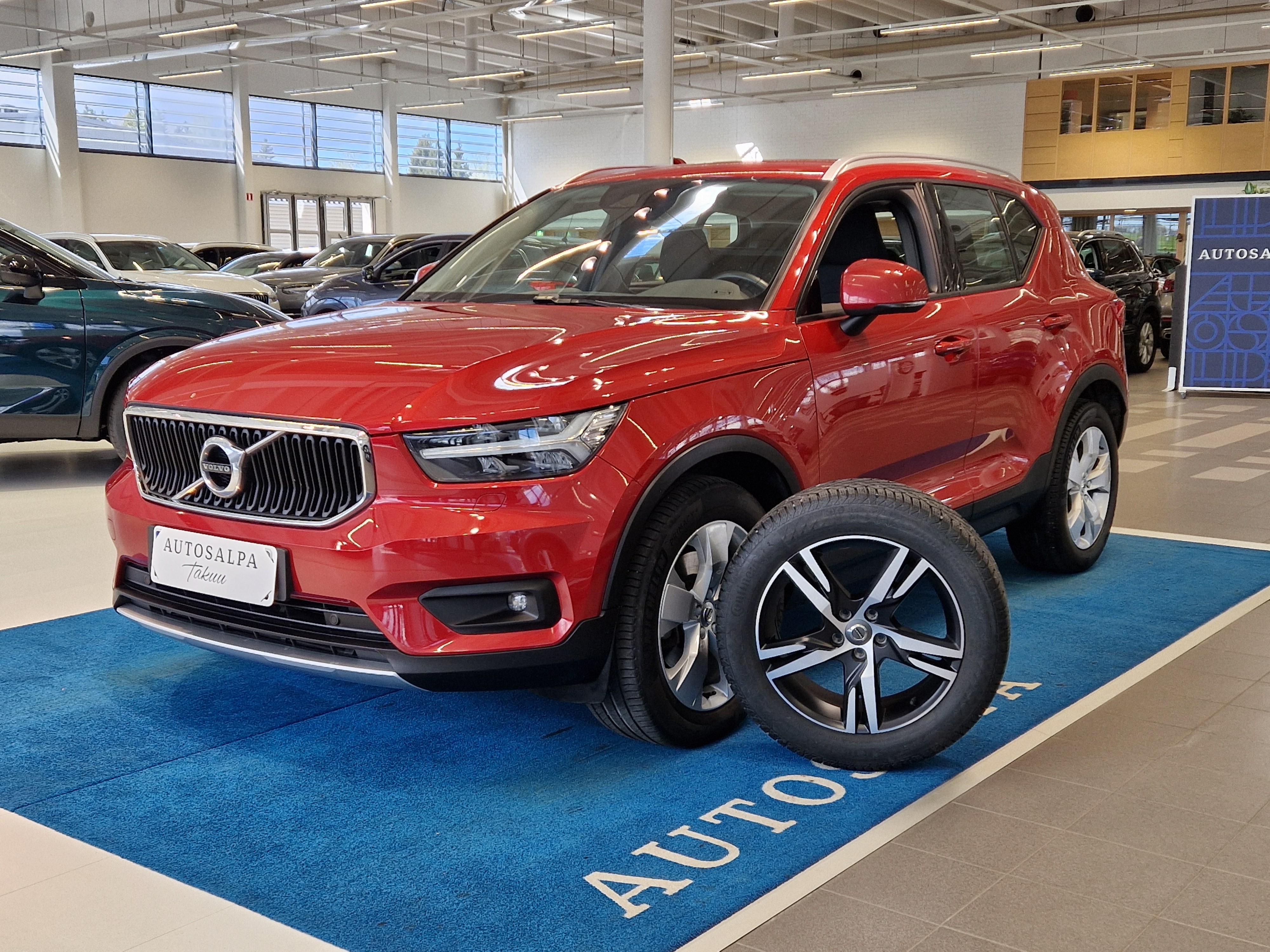 VOLVO XC40 2021