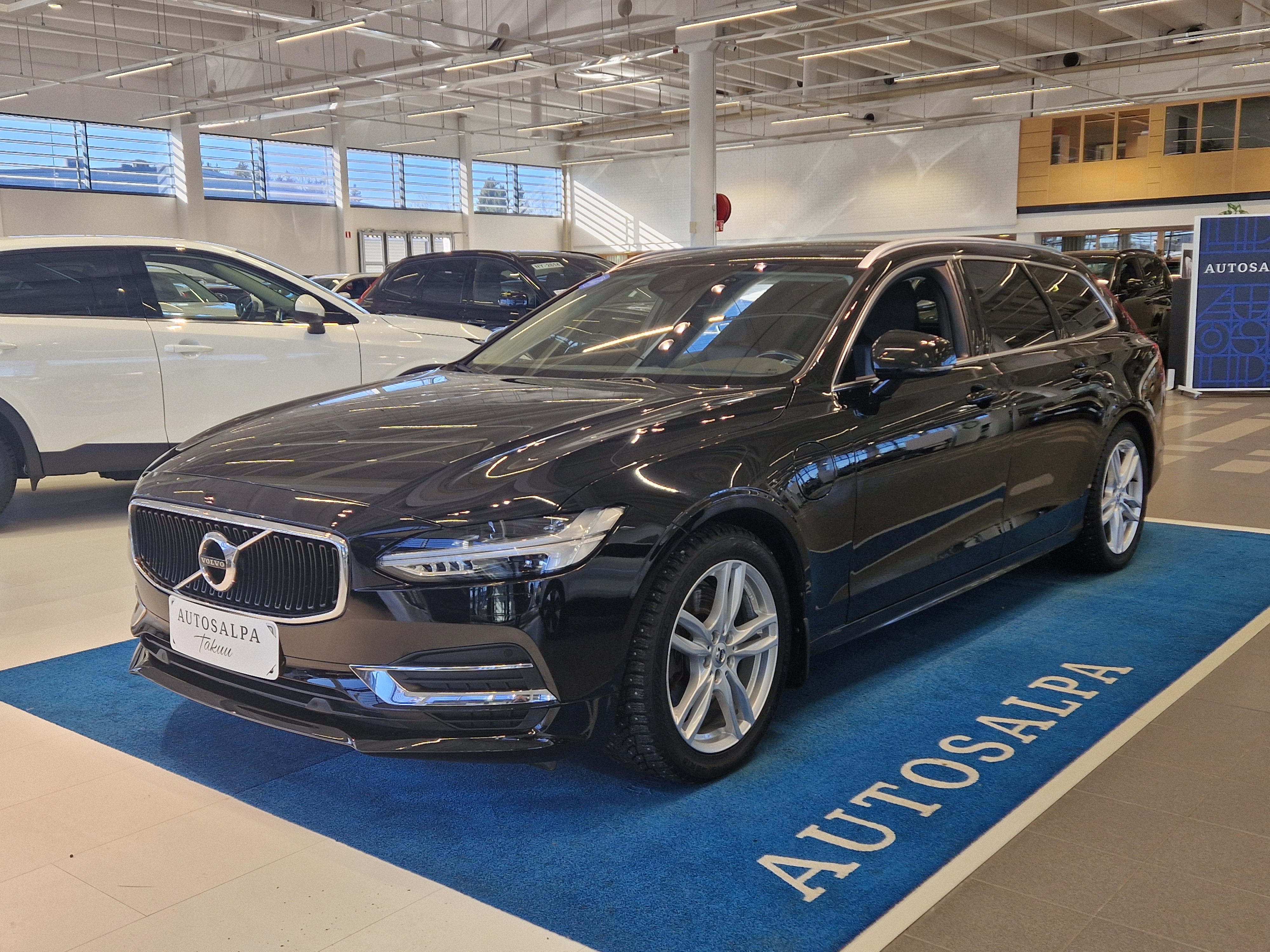 VOLVO V90 2020