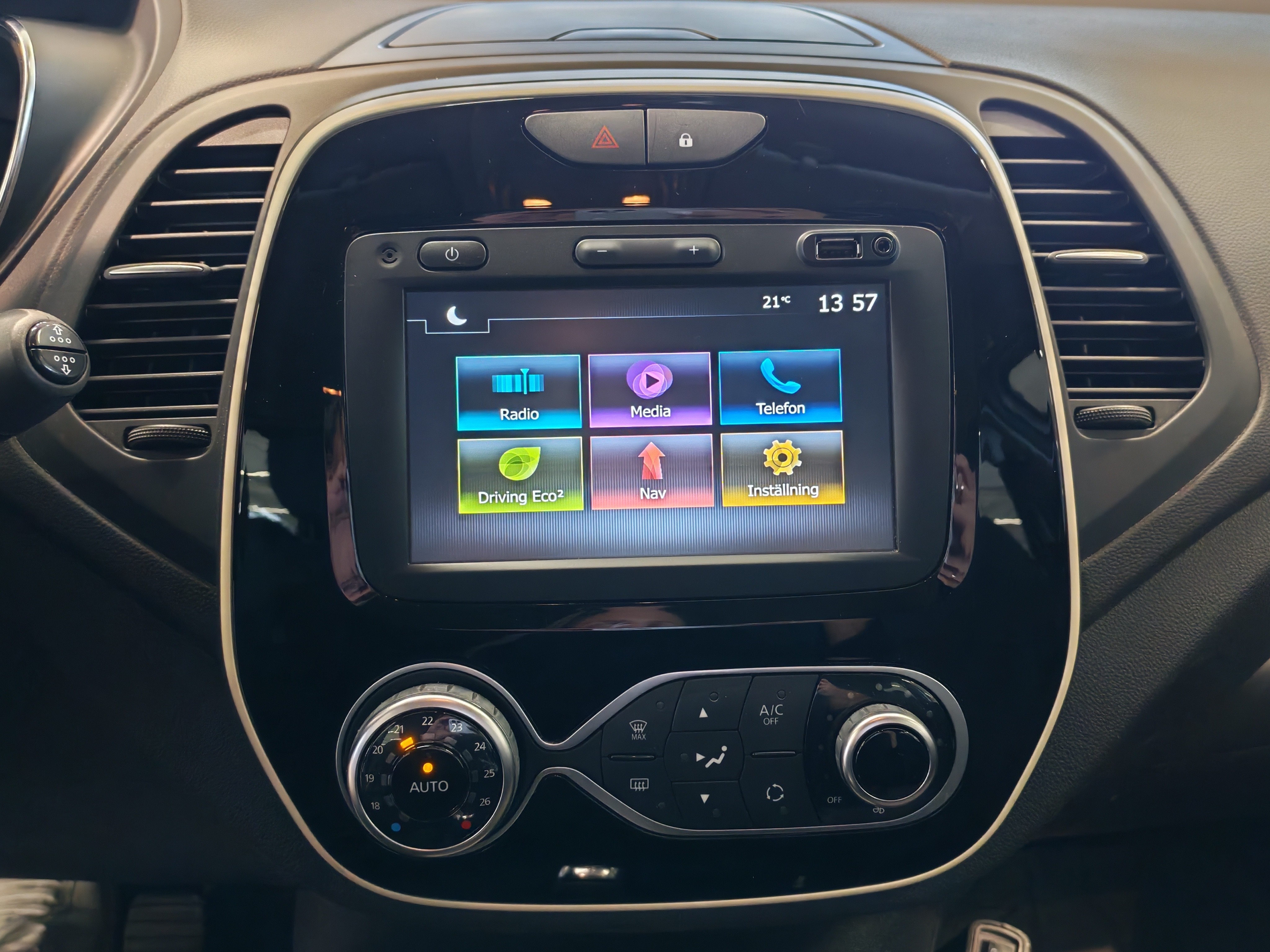 RENAULT Captur 2019