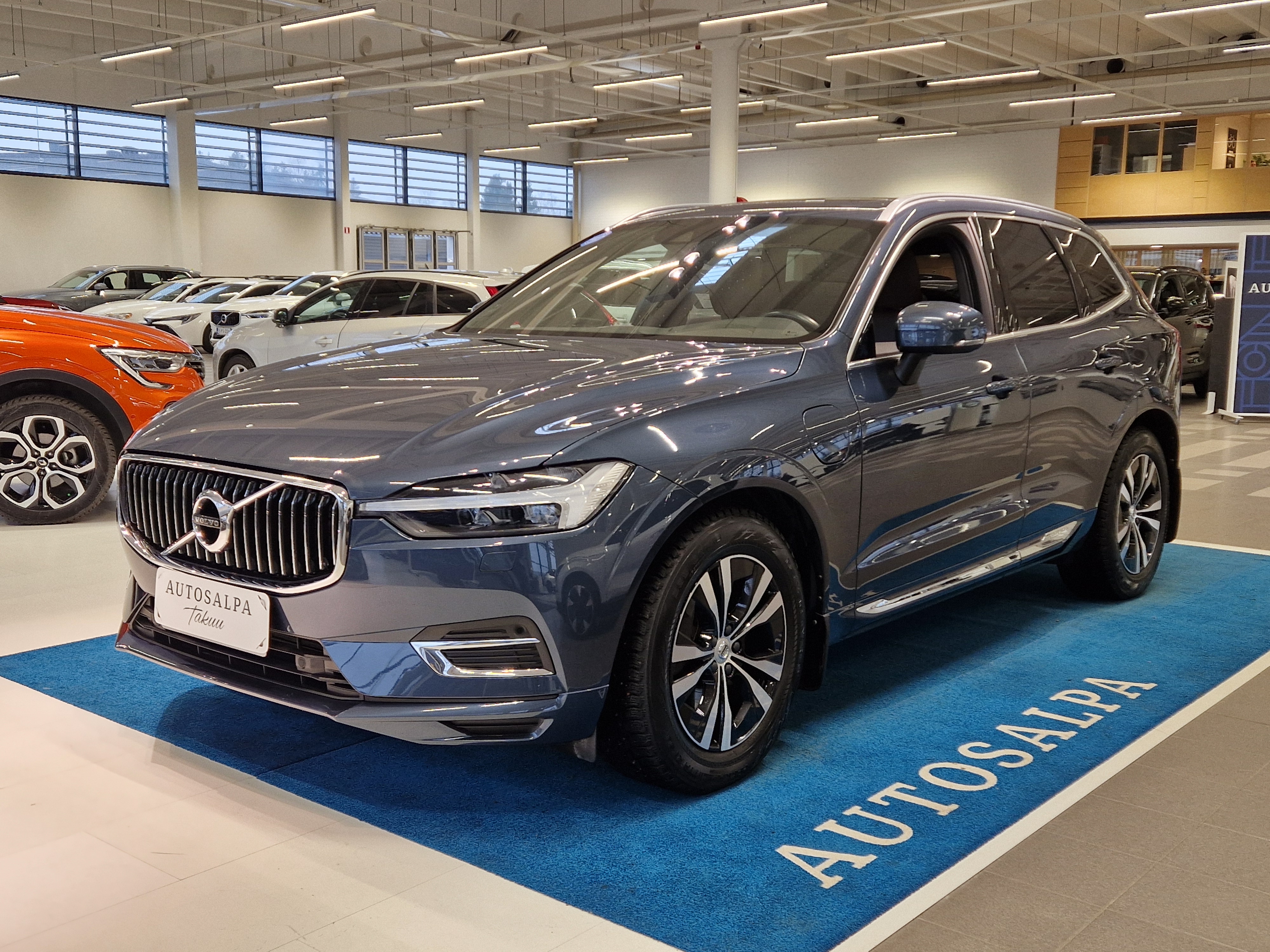 VOLVO XC60 2021