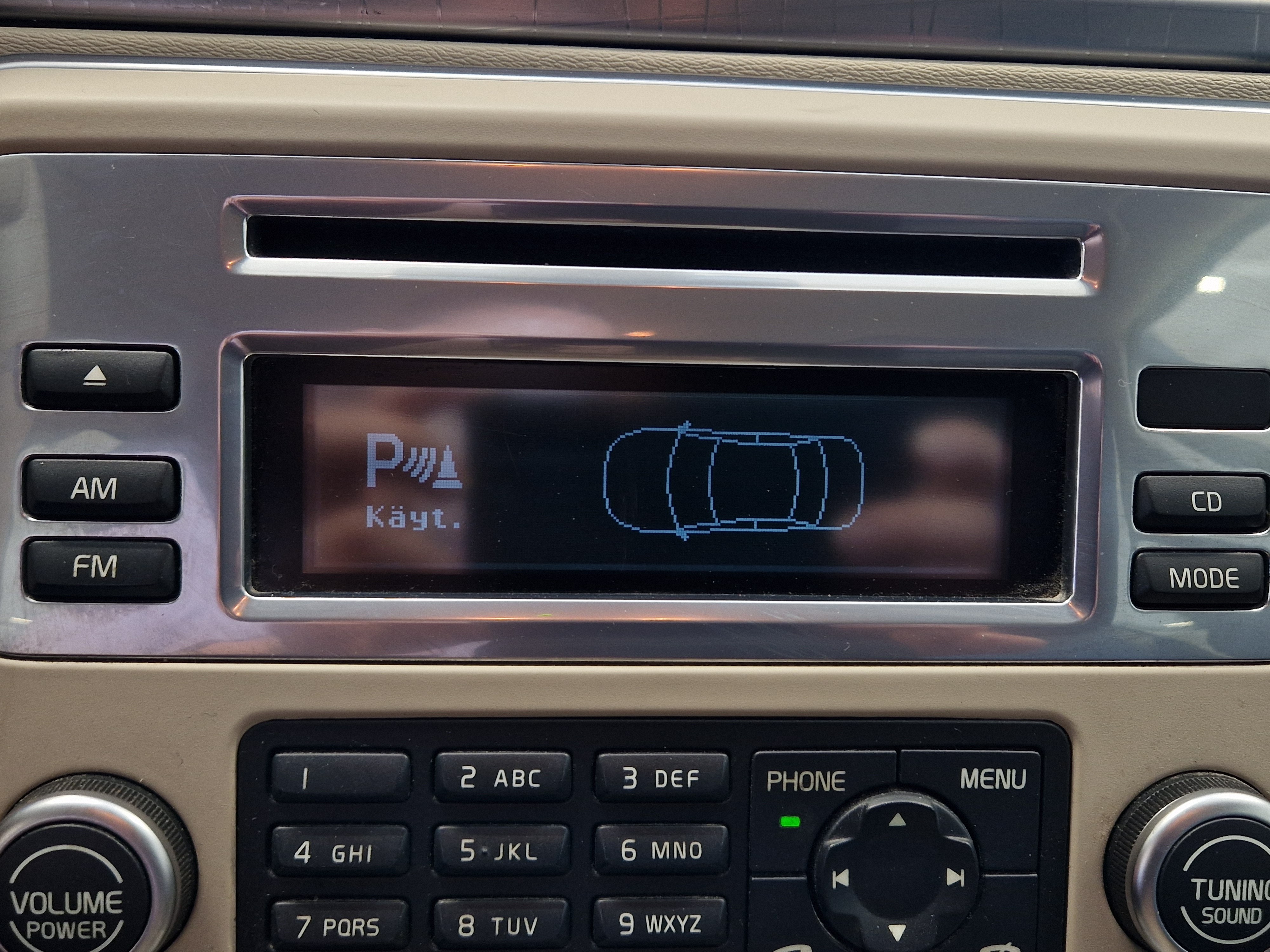 VOLVO XC70 2011