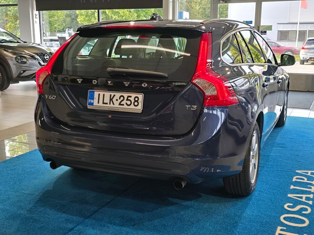 VOLVO V60 2014