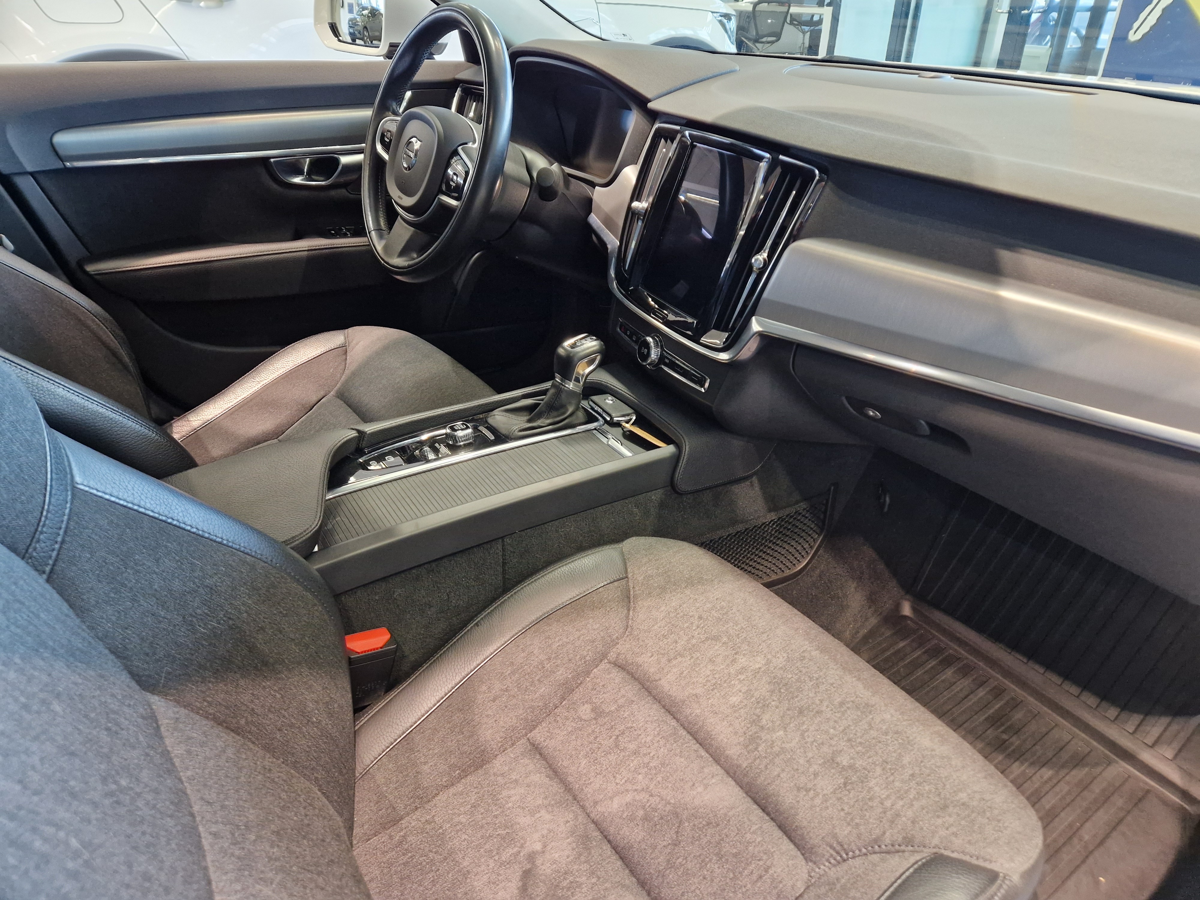 VOLVO S90 2018