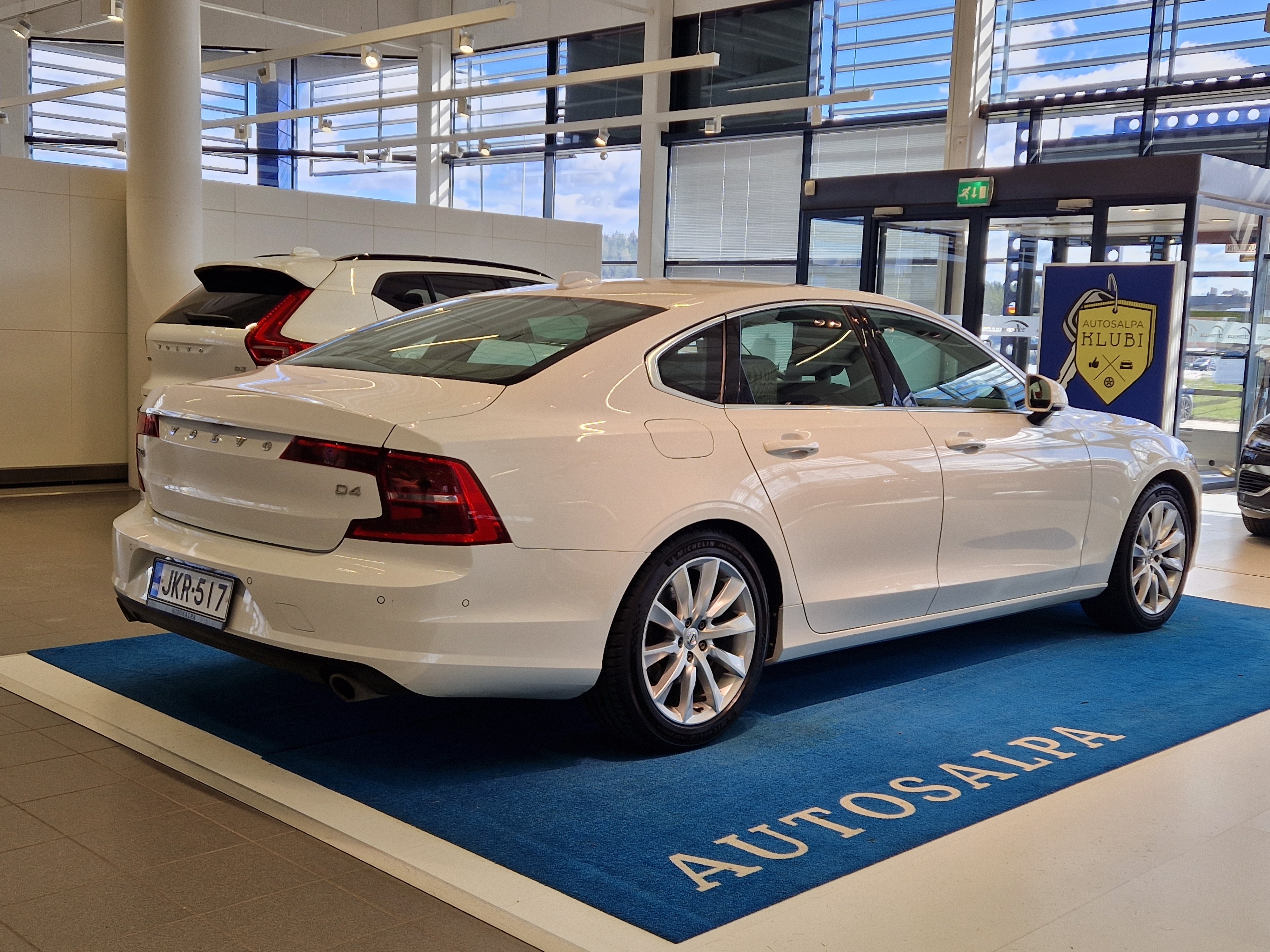 VOLVO S90 2018
