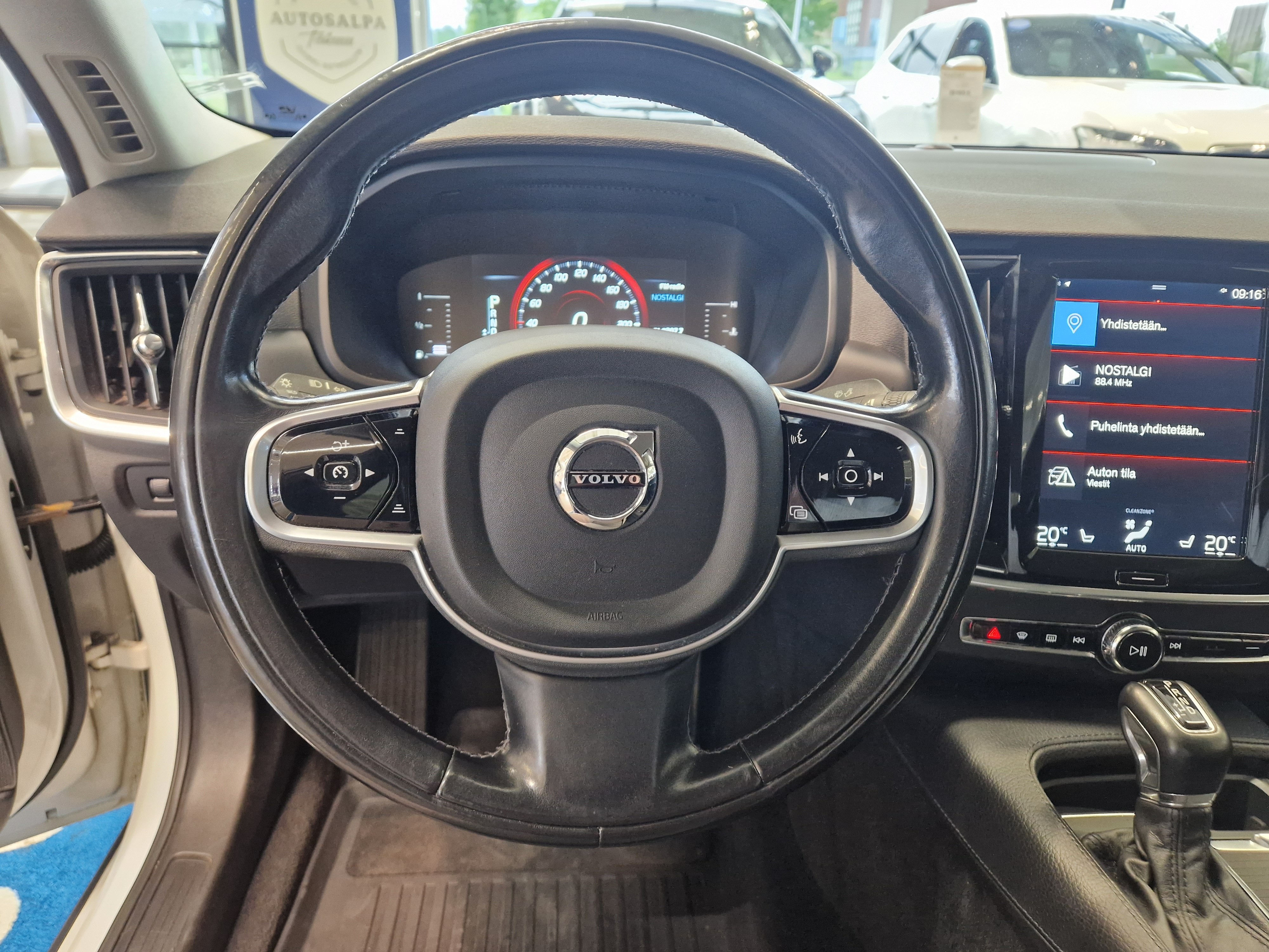 VOLVO S90 2017