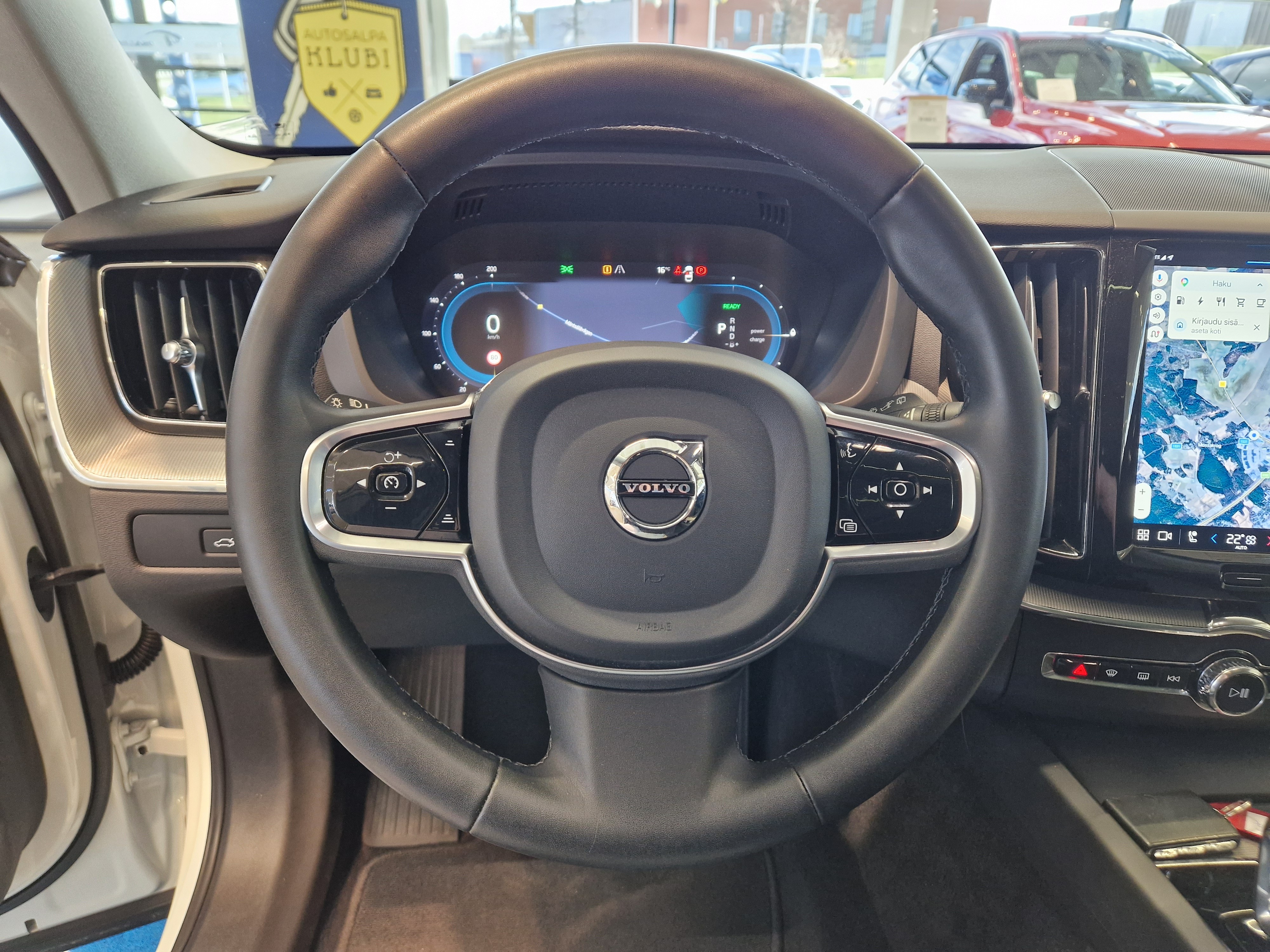 VOLVO XC60 2023