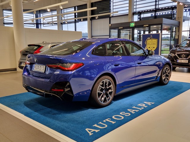 BMW i4 2022