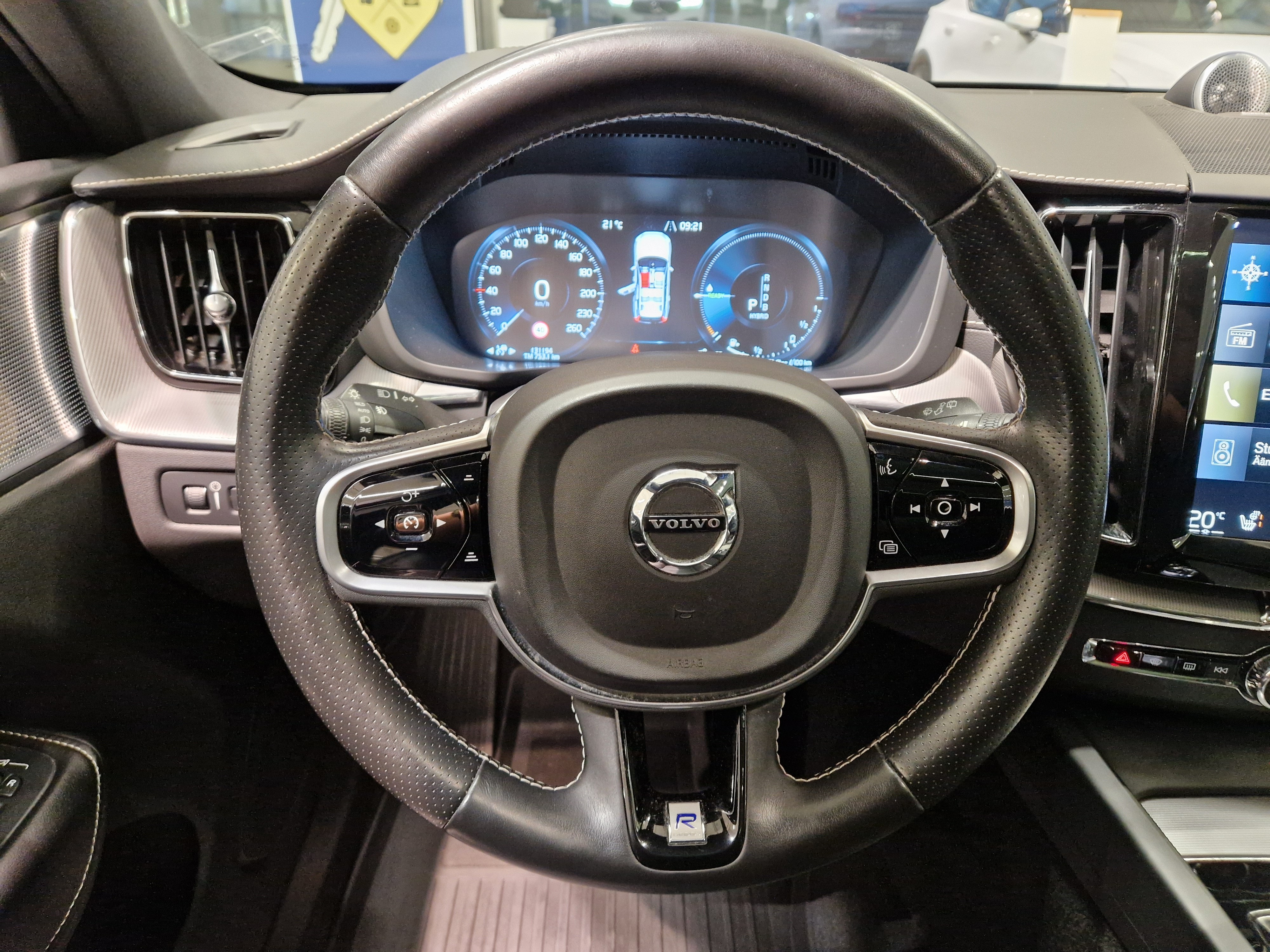 VOLVO XC60 2019