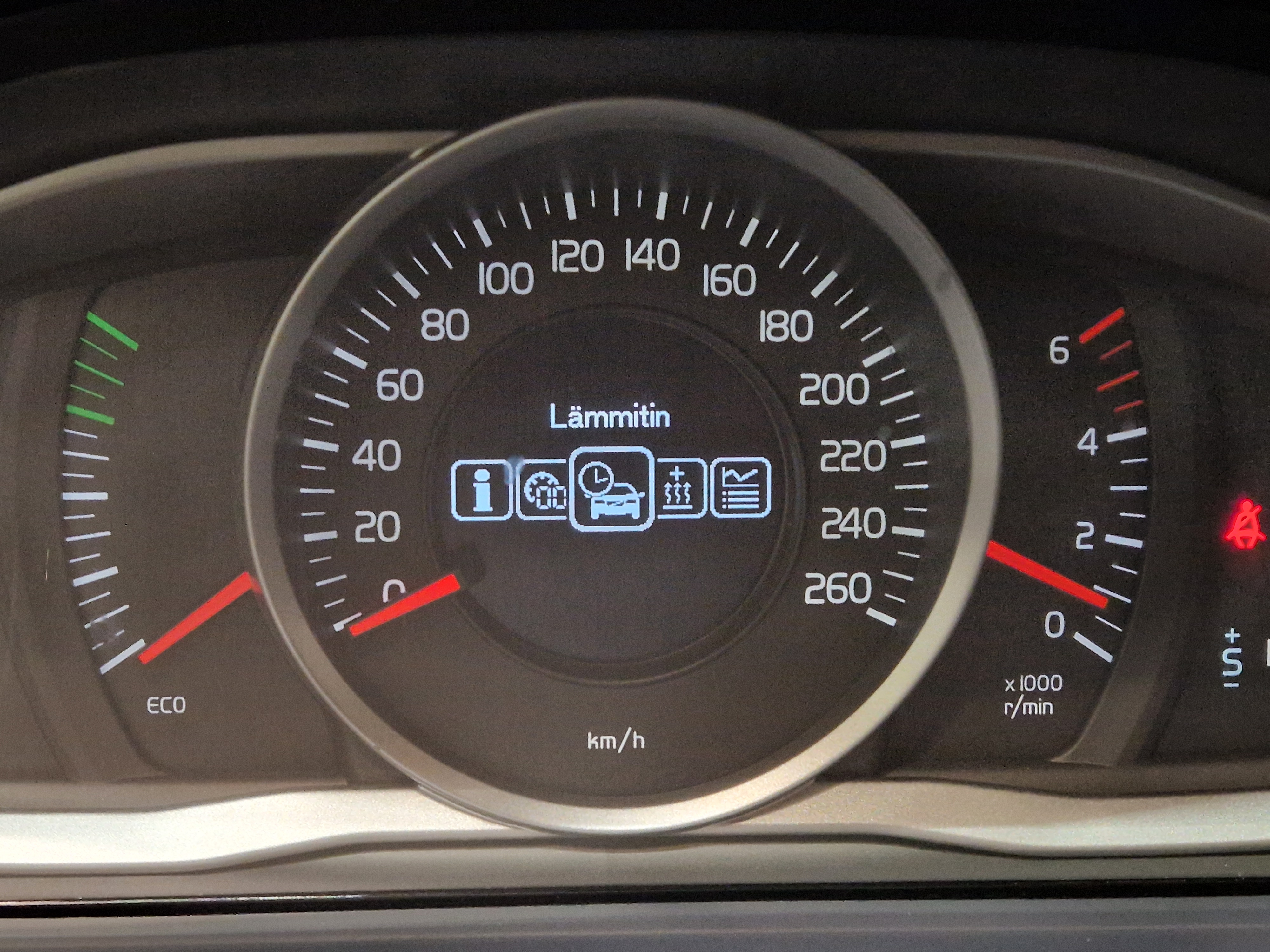 VOLVO V60 Cross Country 2016