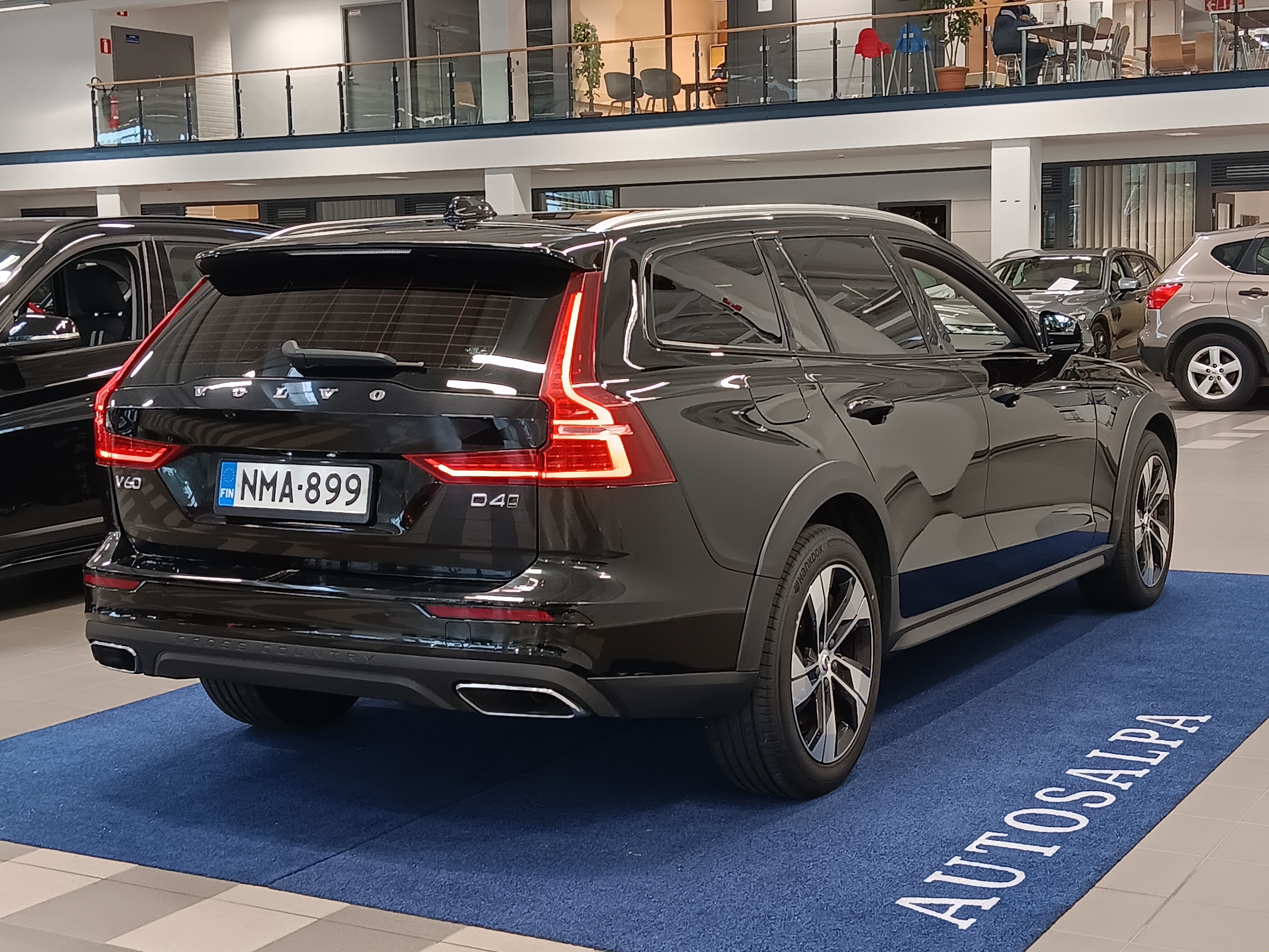 VOLVO V60 Cross Country 2020