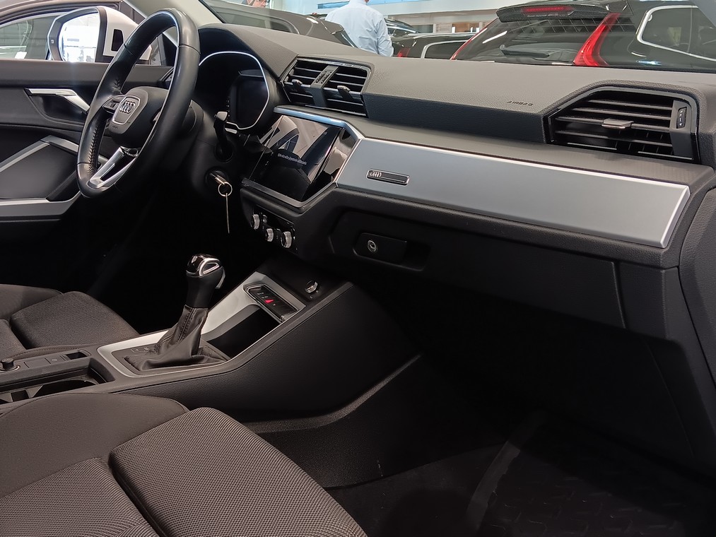 AUDI Q3 2019