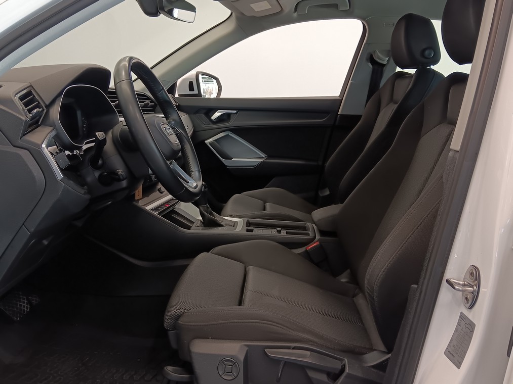 AUDI Q3 2019
