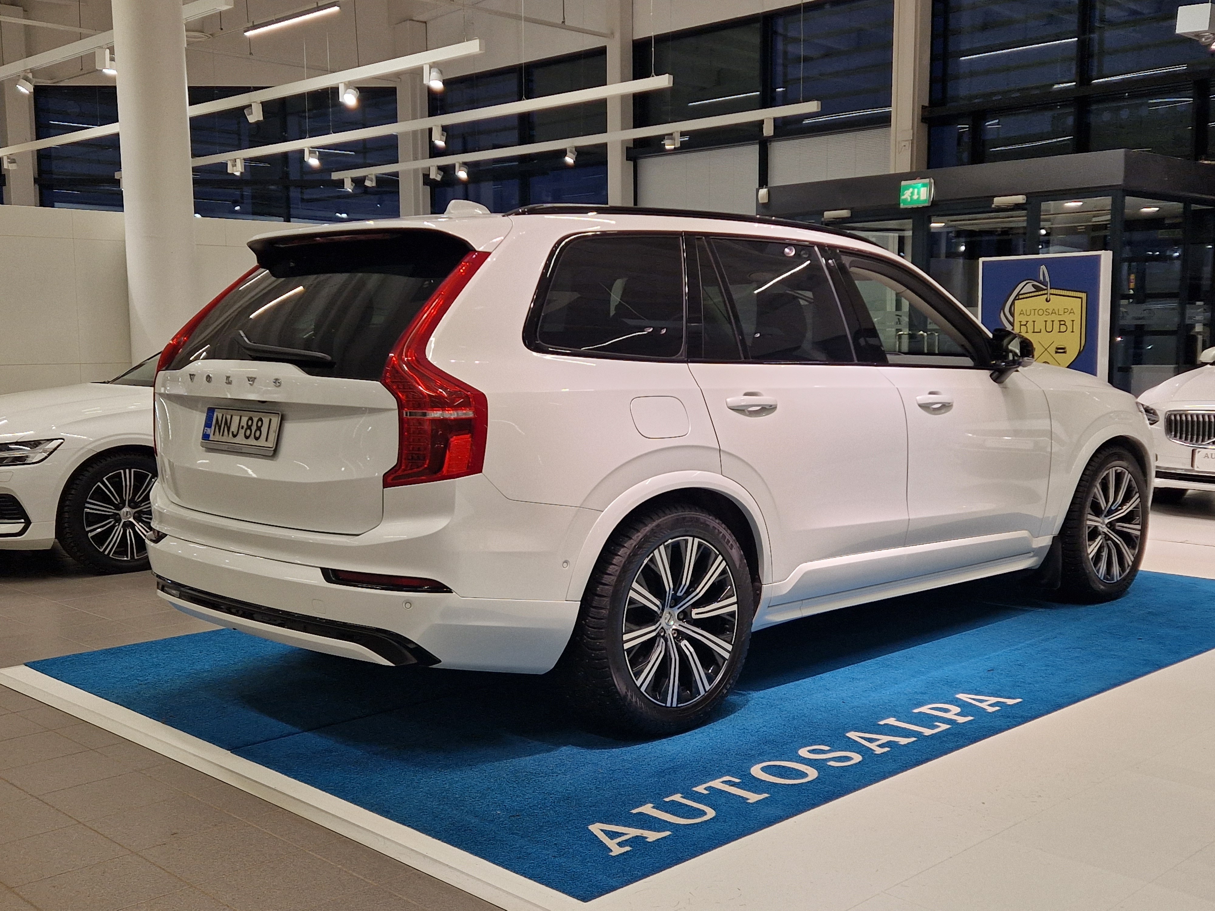 VOLVO XC90 2024
