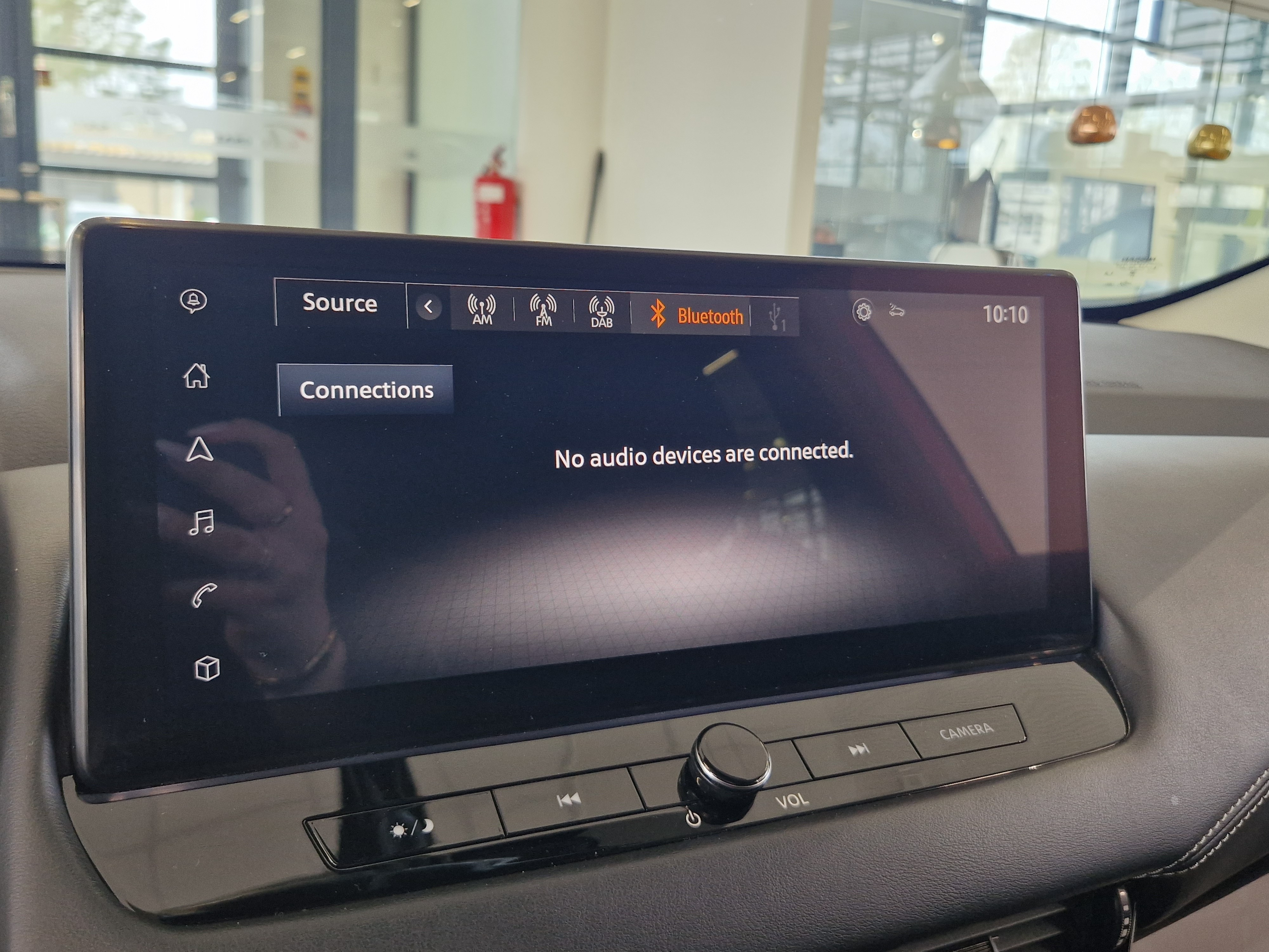 NISSAN Qashqai 2024