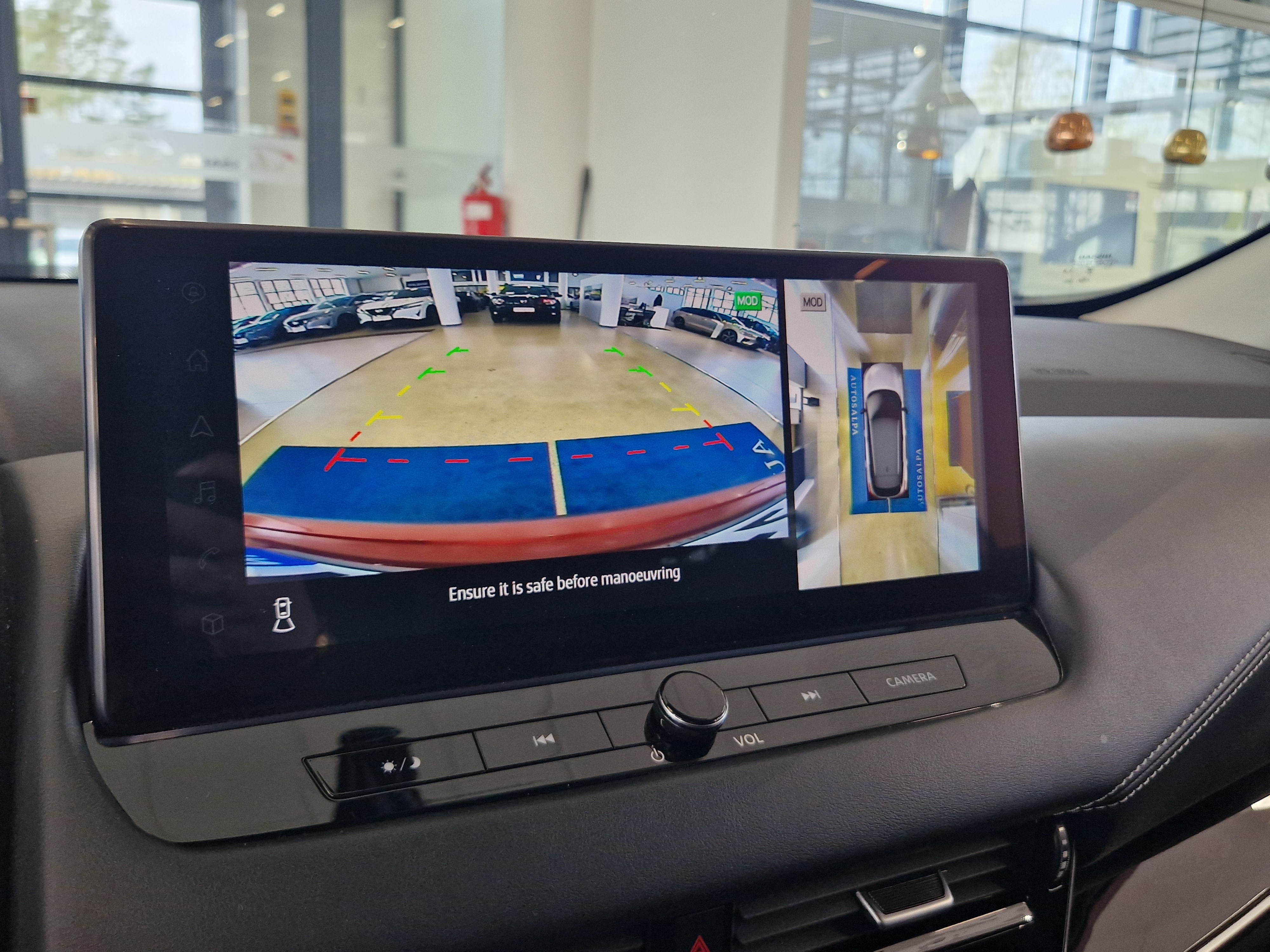 NISSAN Qashqai 2024