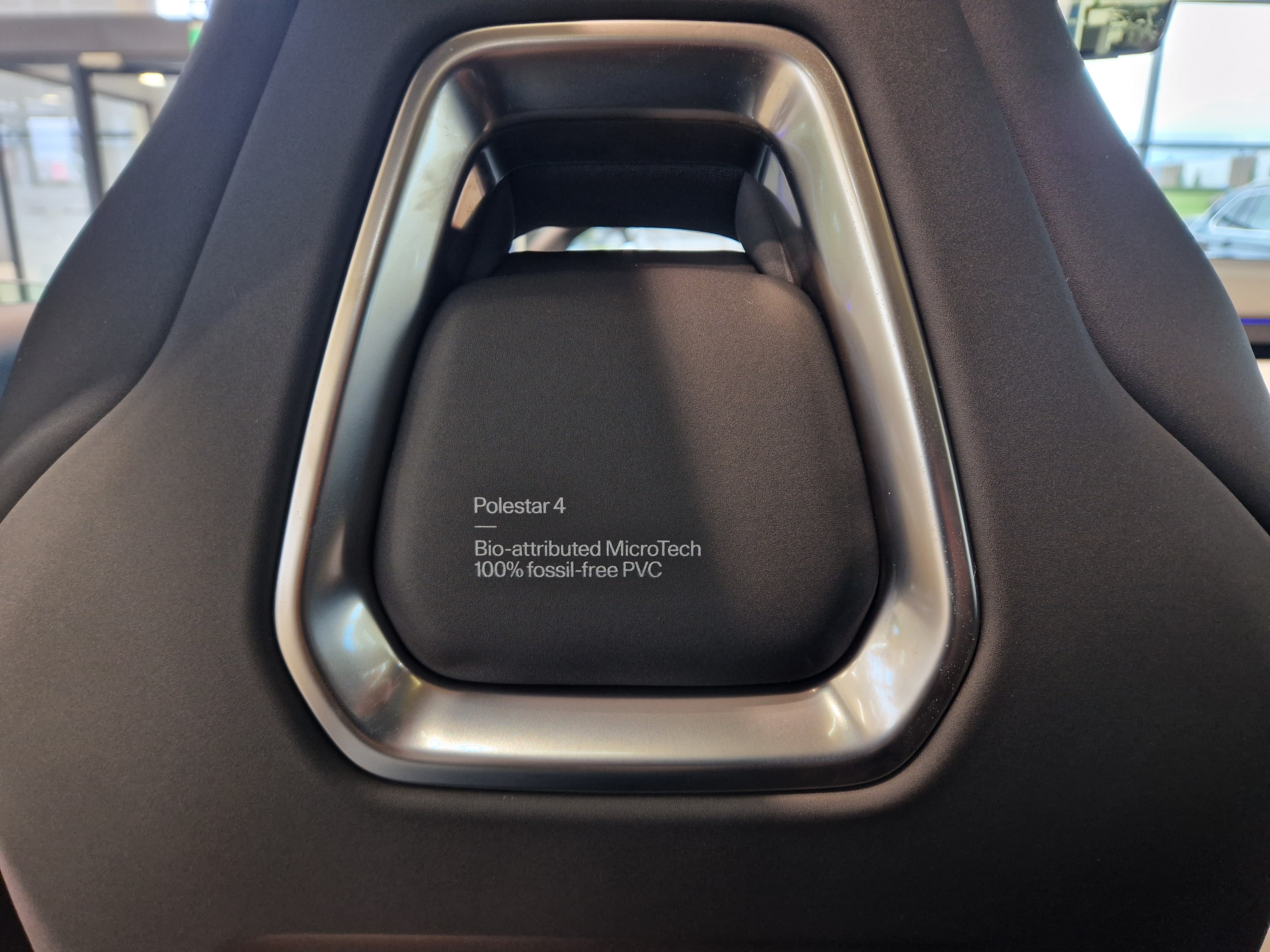 POLESTAR 4 2026