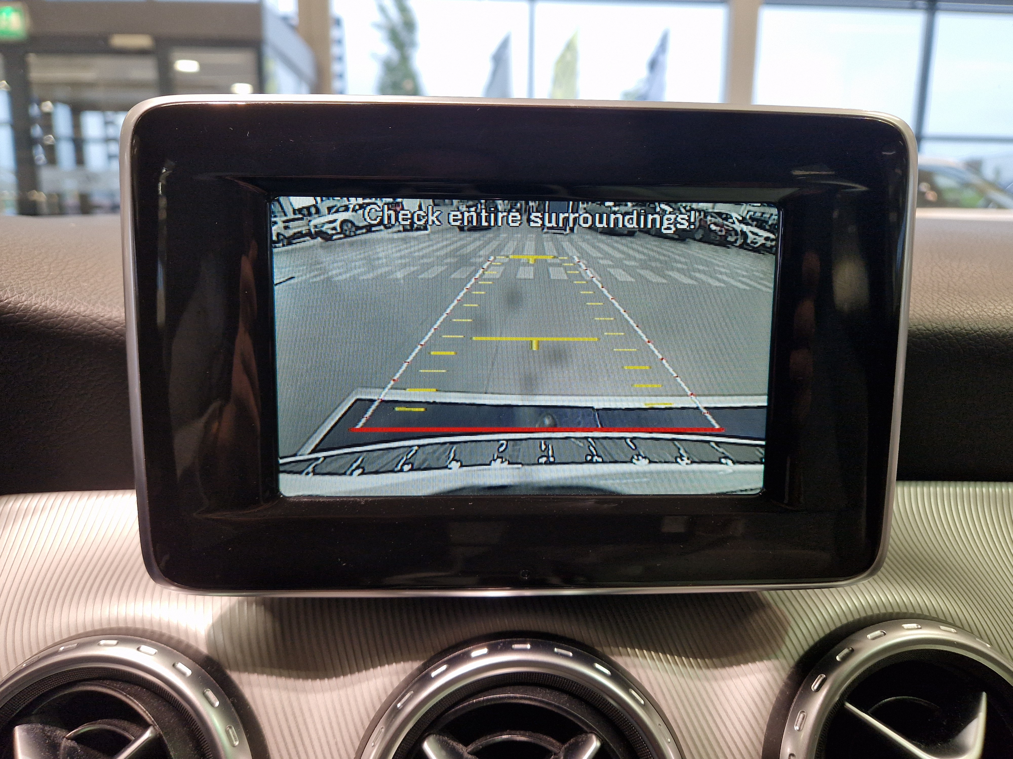 MERCEDES-BENZ GLA 2016