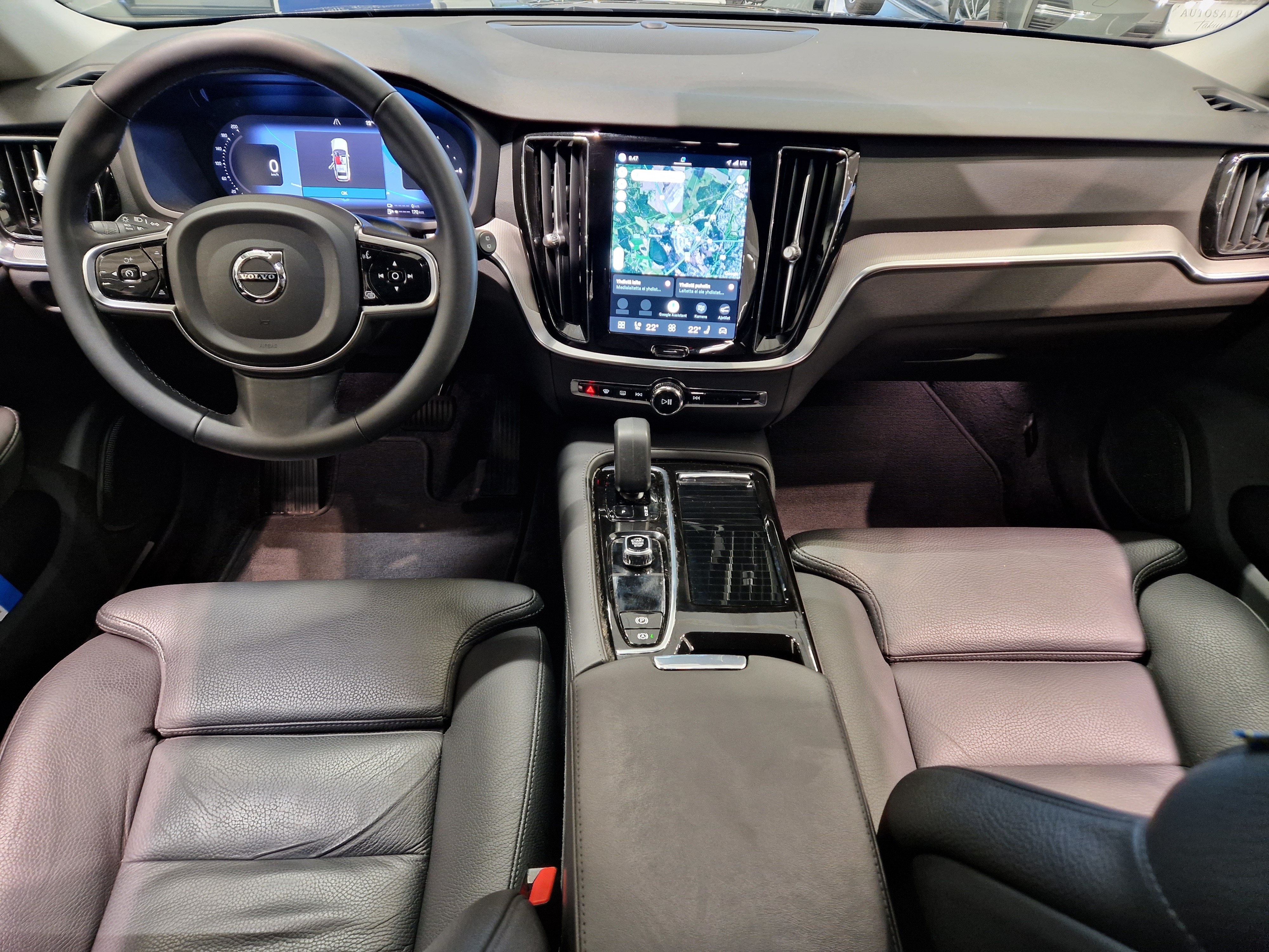 VOLVO V60 2024