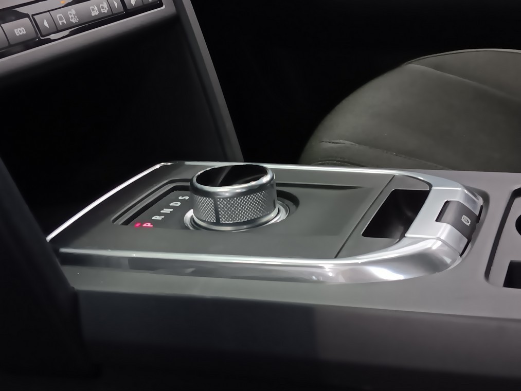 LAND ROVER Discovery Sport 2016