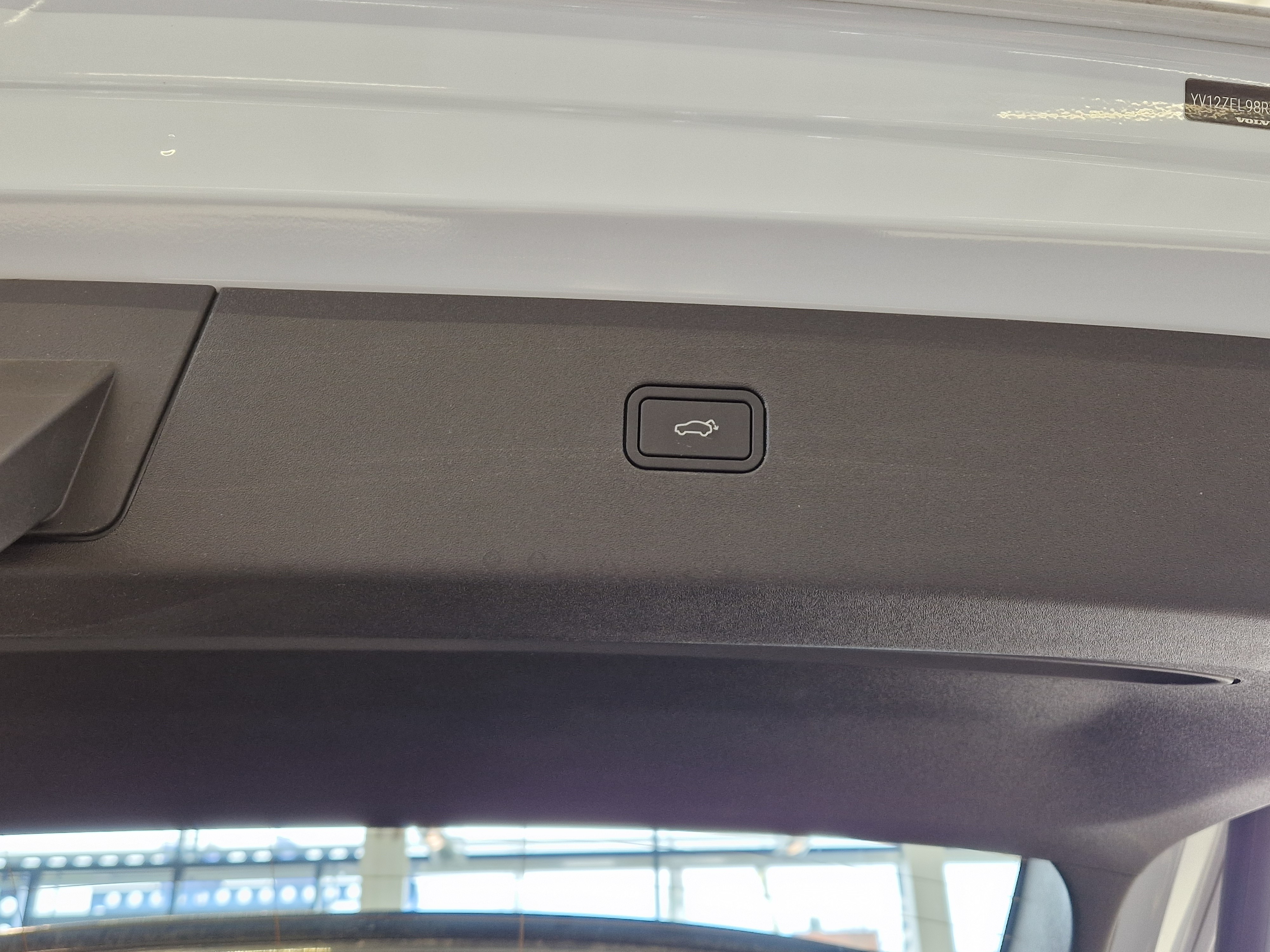 VOLVO EX30 2025