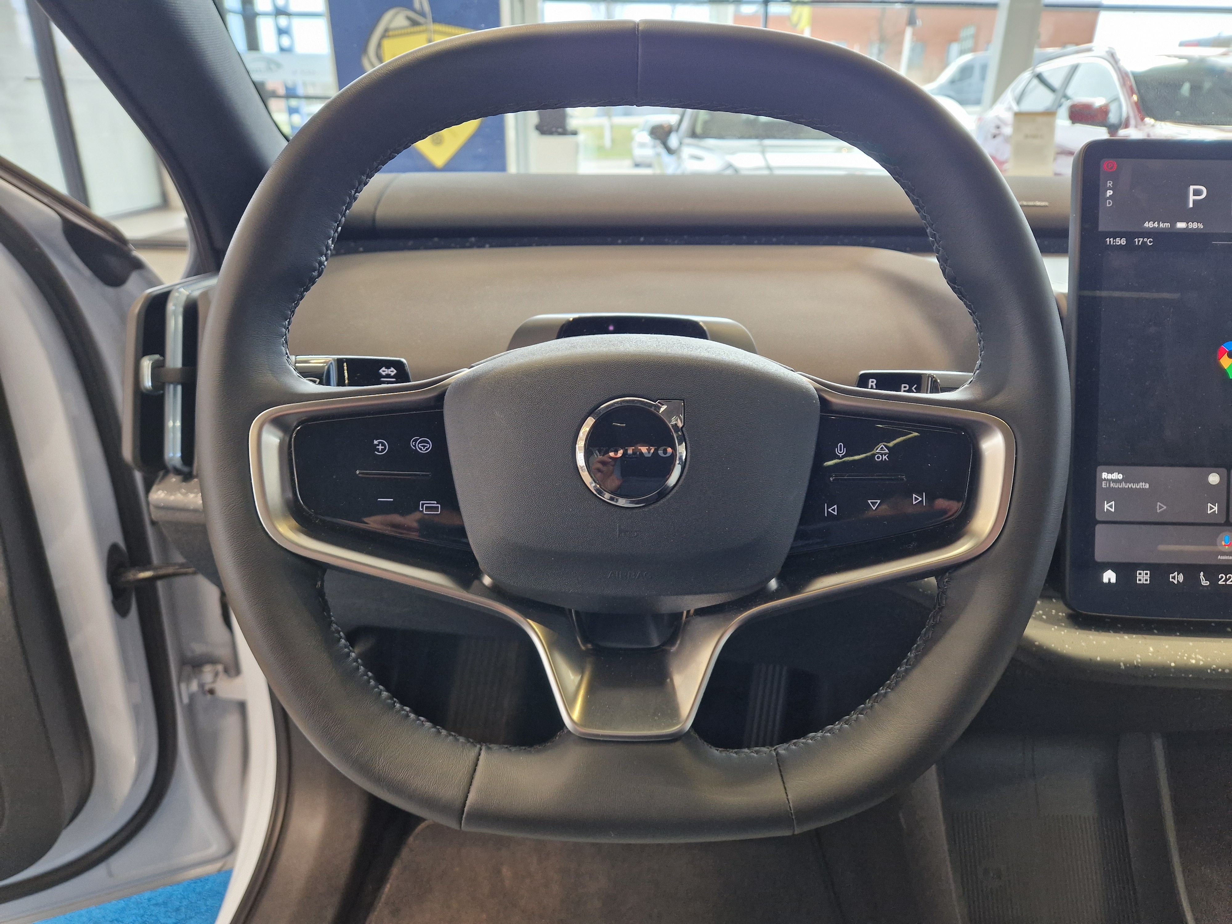 VOLVO EX30 2025