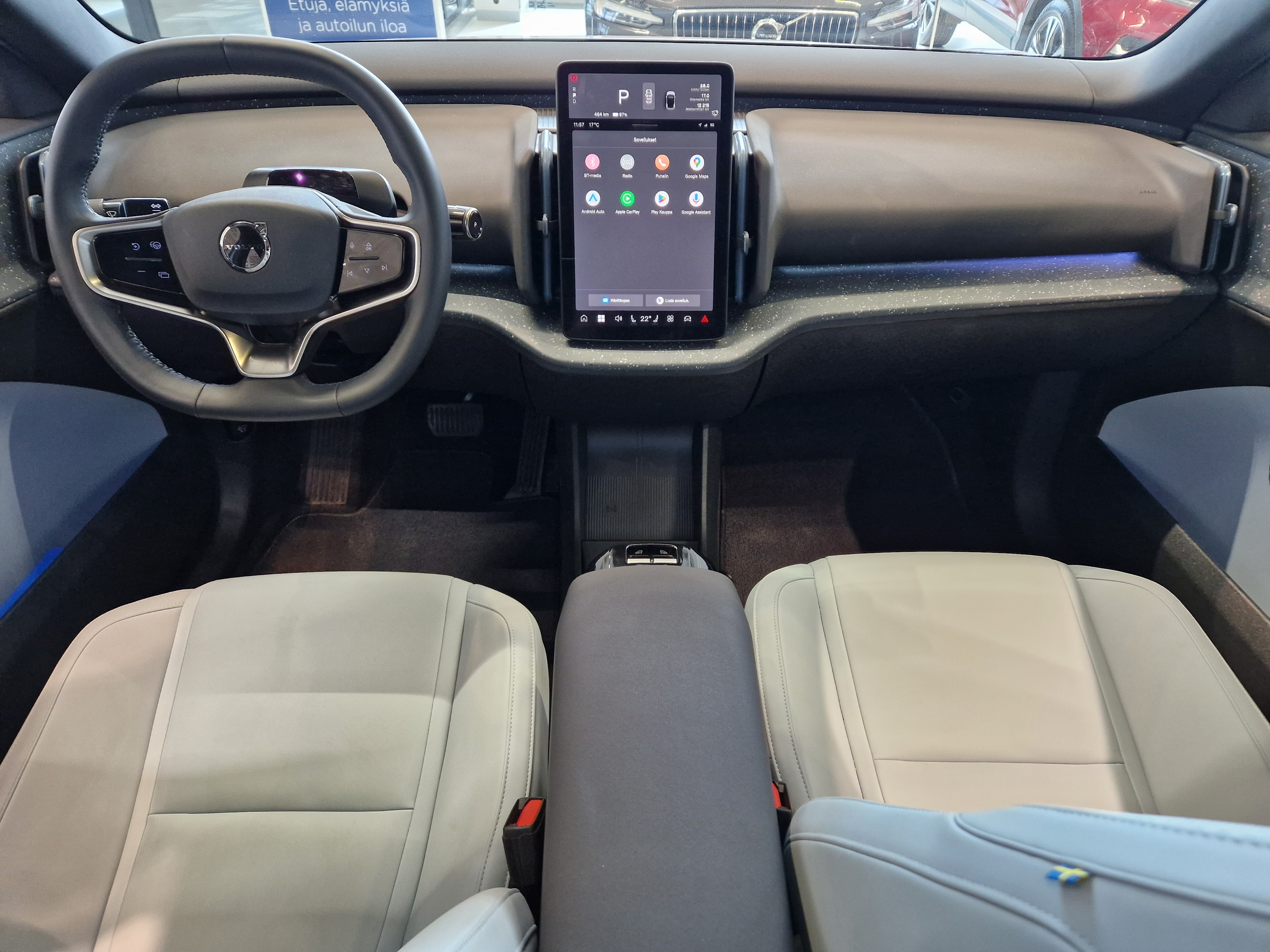 VOLVO EX30 2025