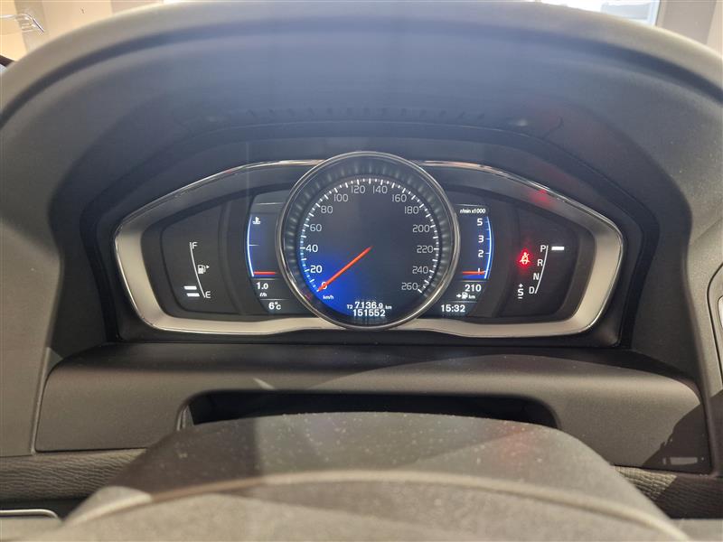 VOLVO XC60 2017