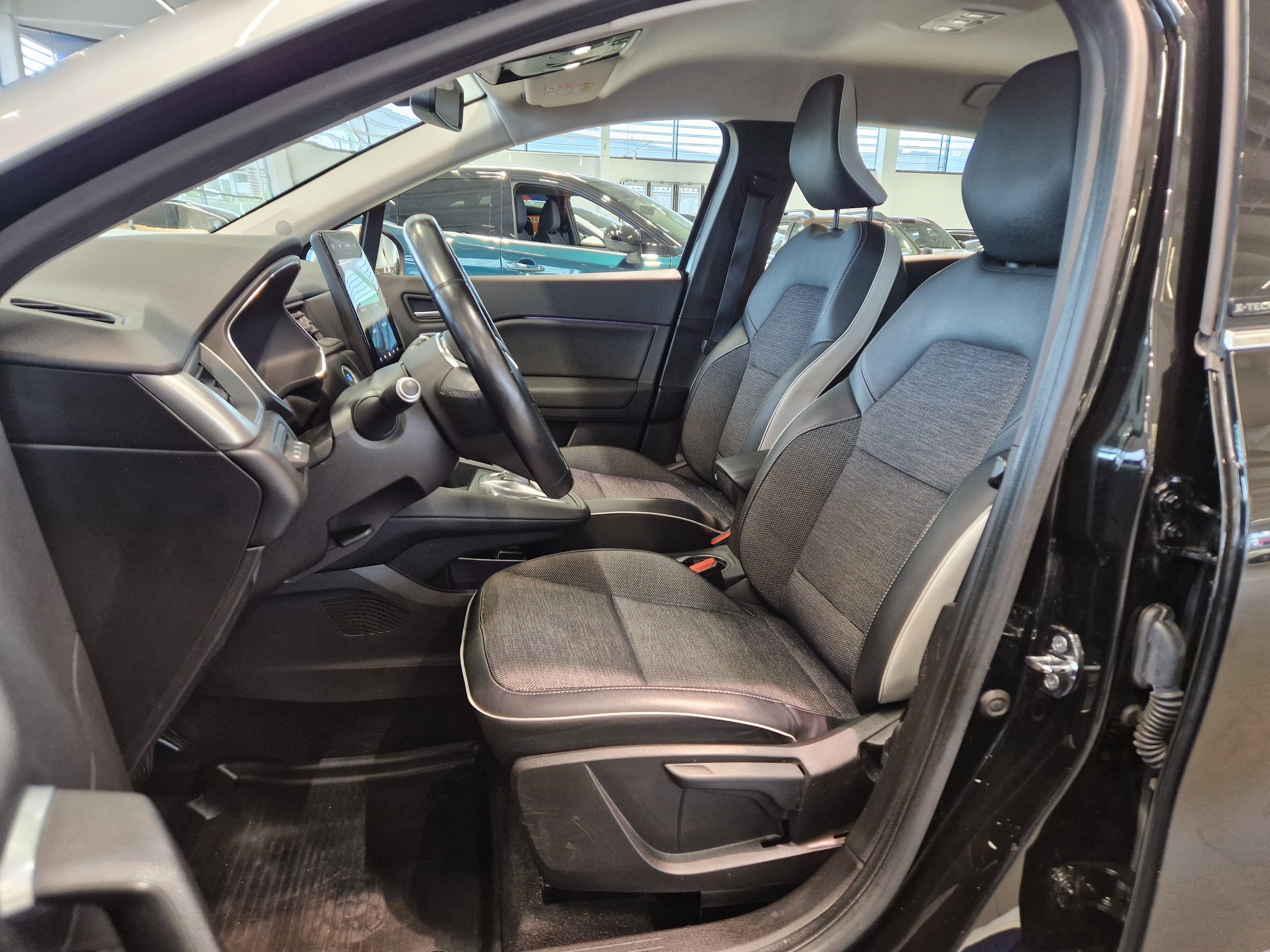 RENAULT Captur 2021