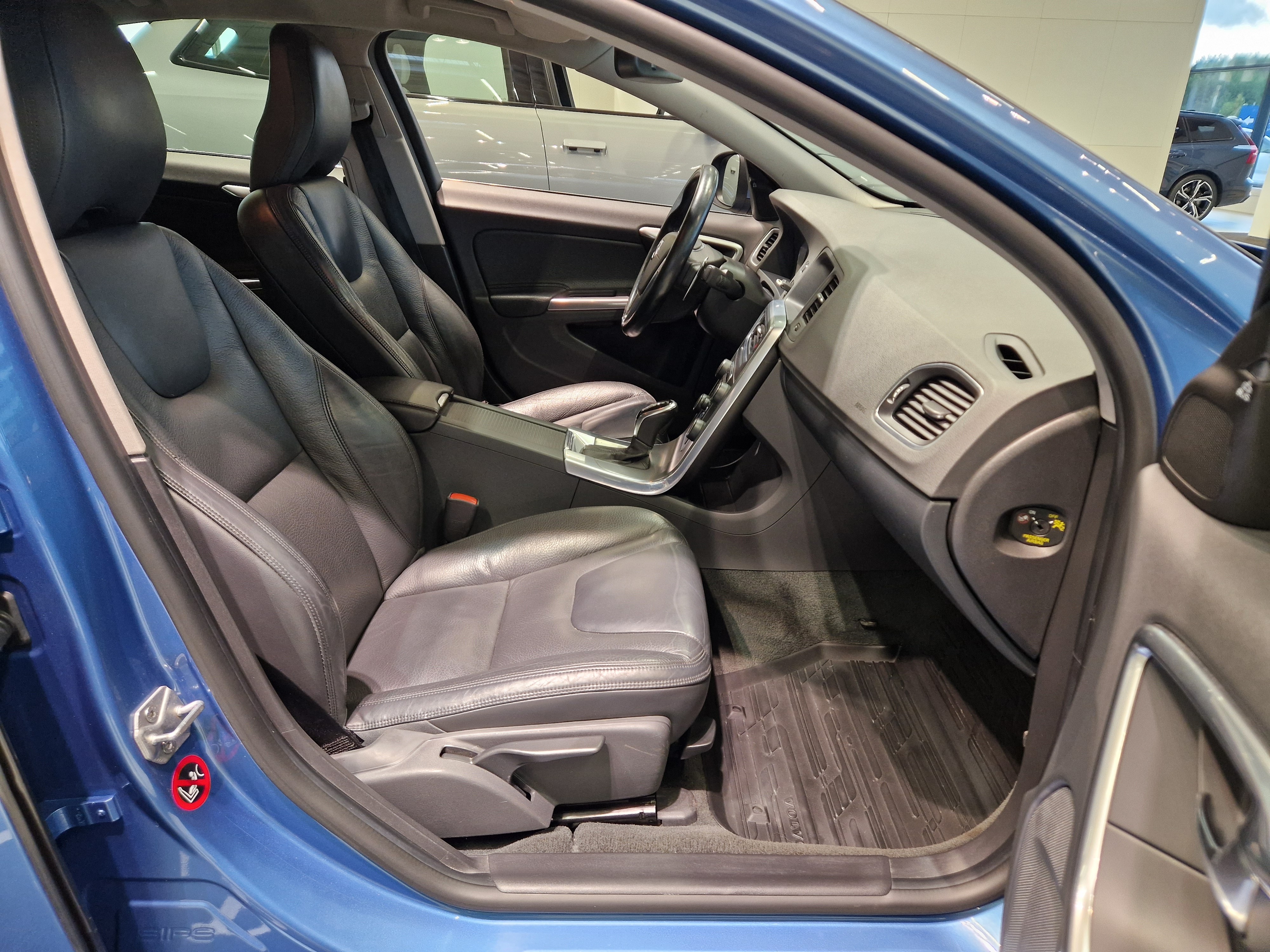 VOLVO S60 2014