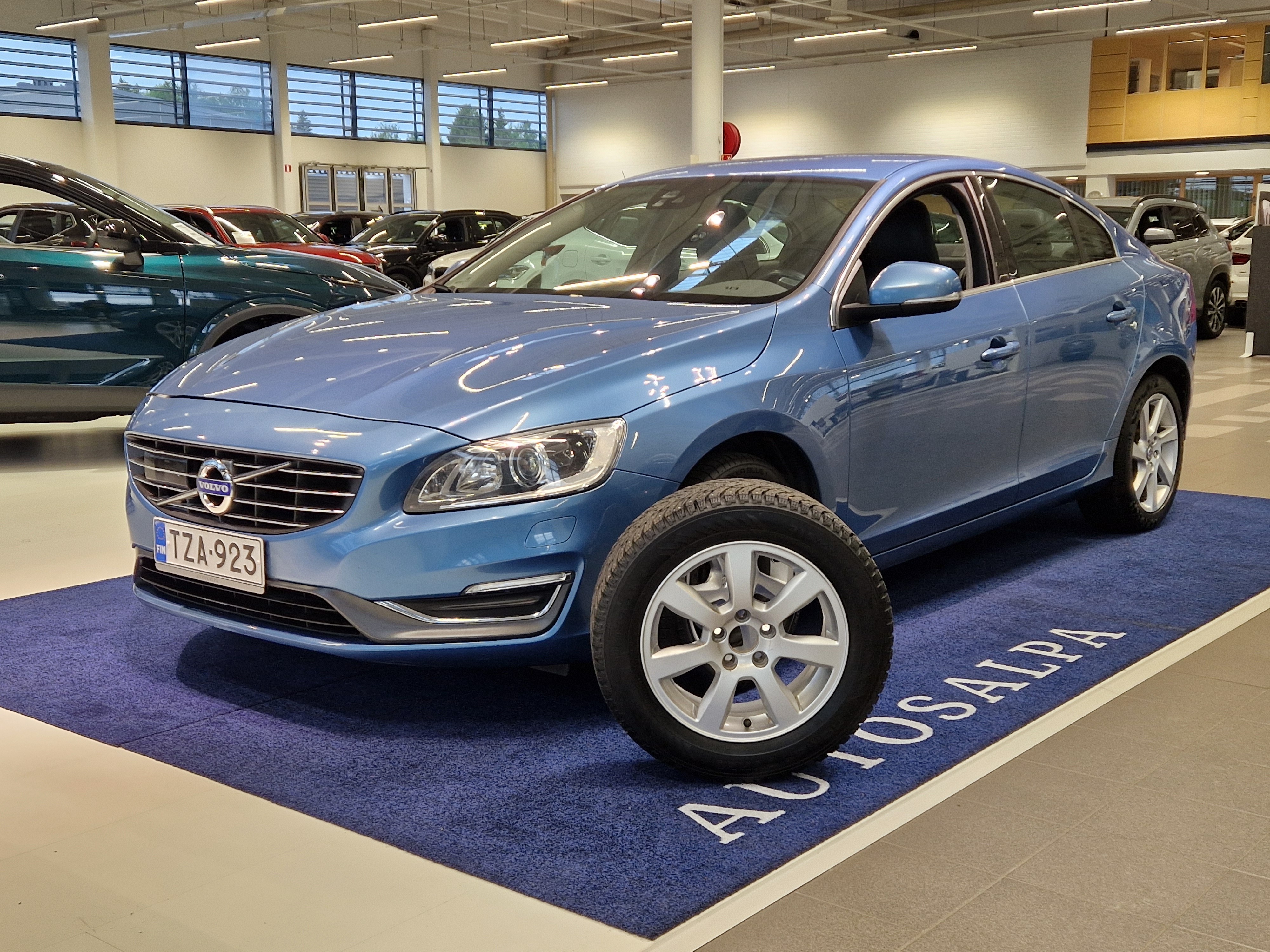 VOLVO S60 2014