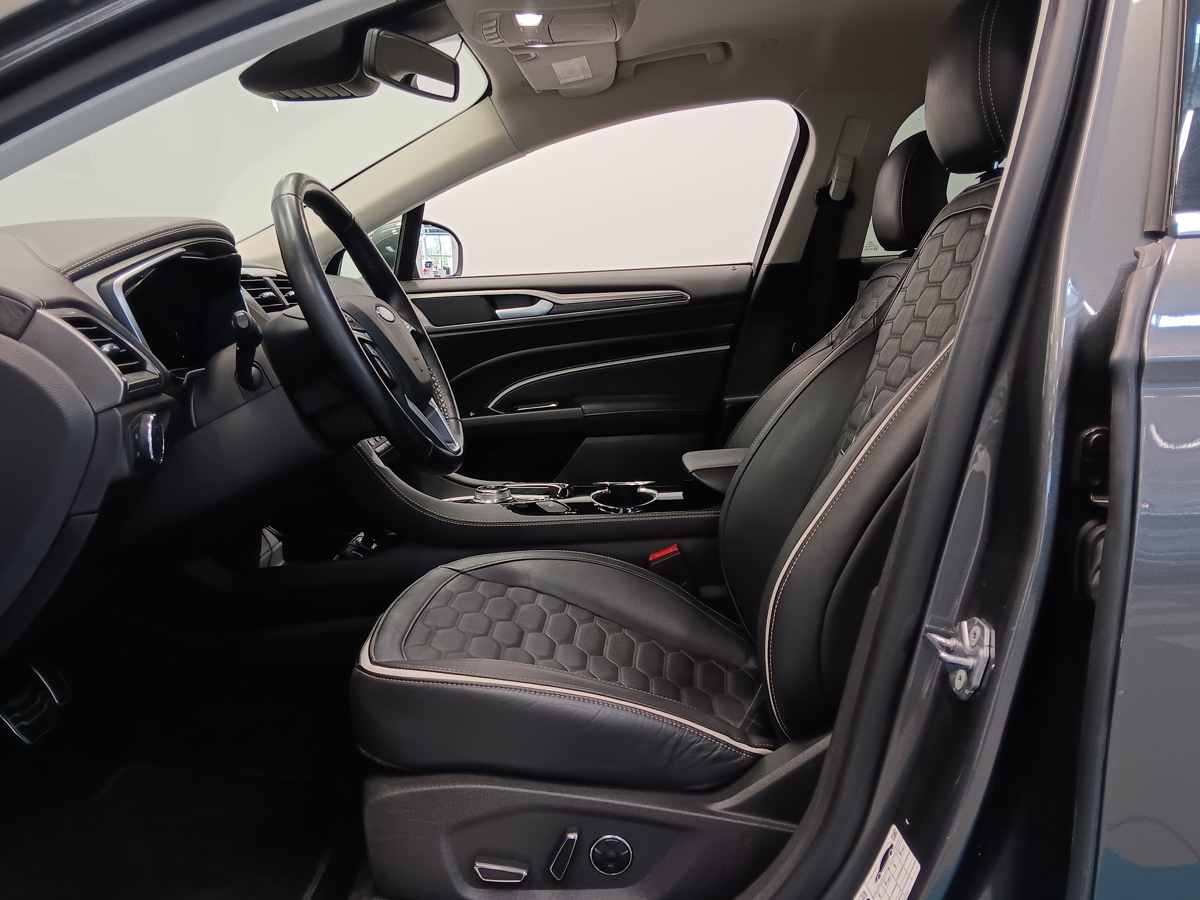 FORD Mondeo 2020